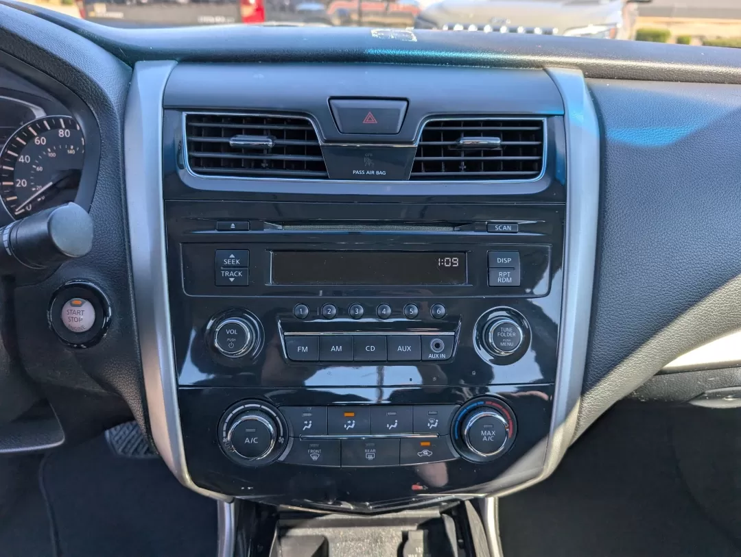 2013 /Charcoal Nissan Altima 2.5 S (1N4AL3AP0DC) with an Other engine, located at 3959 U.S. 80 W, Phenix City, AL, 36870, (334) 297-4885, 32.469296, -85.135185 - 2013 Nissan Altima 2.5 S - Photo#13