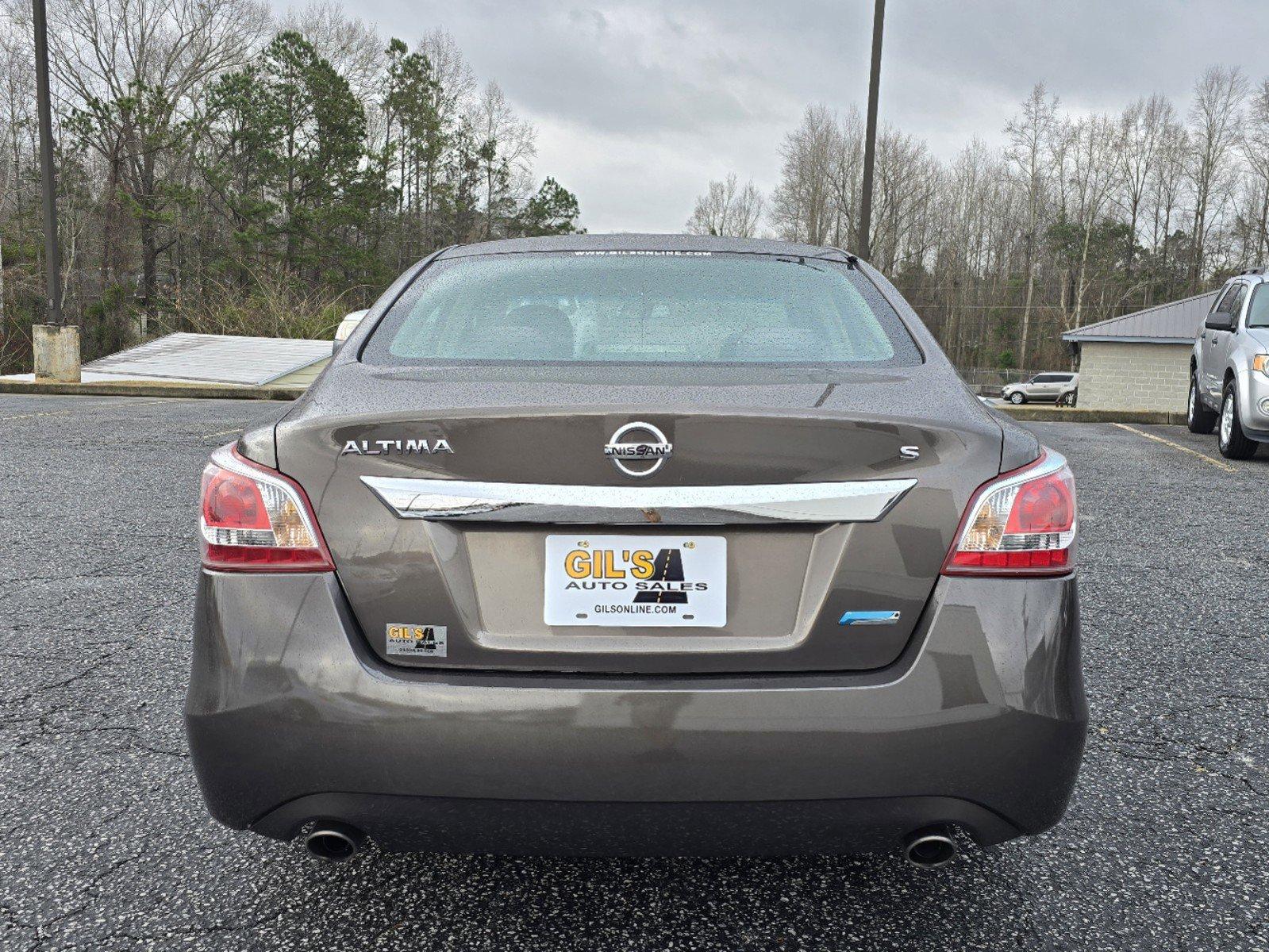 2013 /Charcoal Nissan Altima 2.5 S (1N4AL3AP0DC) with an Gas I4 2.5L/152 engine, 1-Speed Continuously Variable Ratio transmission, located at 3959 U.S. 80 W, Phenix City, AL, 36870, (334) 297-4885, 32.469296, -85.135185 - 2013 Nissan Altima 2.5 S - Photo#5