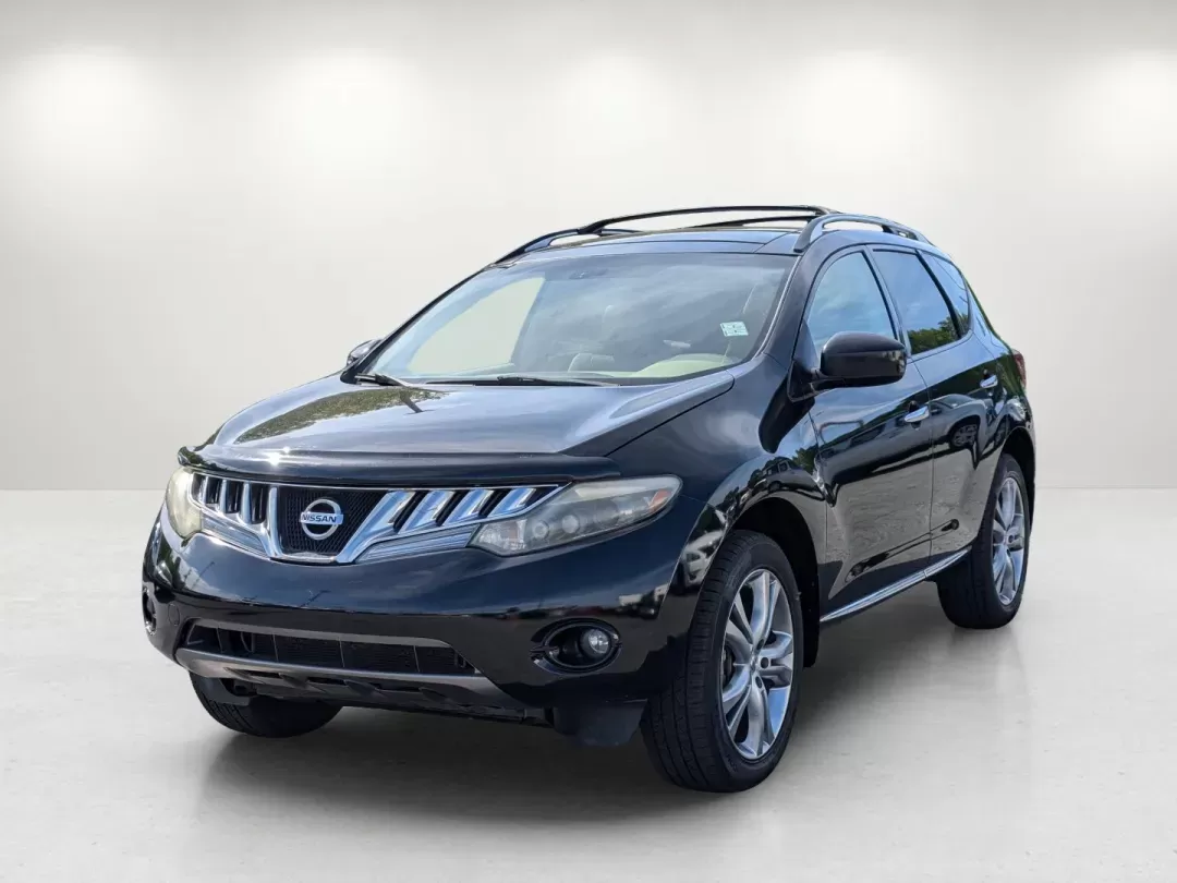 2010 /Beige Nissan Murano LE (JN8AZ1MW6AW) with an Gas V6 3.5L/ engine, 1-Speed Automatic (CVT) Continuously Variable transmission, located at 7000 Northlake Connector, Columbus, GA, 31904, (706) 987-8085, 32.524975, -84.978134 - 2010 Nissan Murano LE - Photo#0