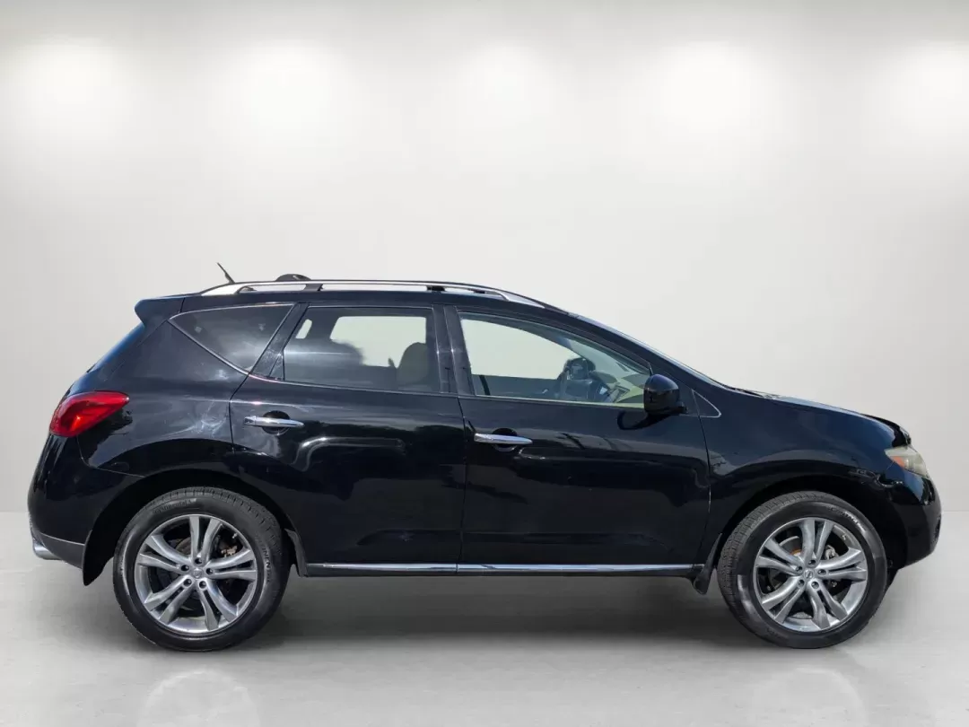 2010 /Beige Nissan Murano LE (JN8AZ1MW6AW) with an Gas V6 3.5L/ engine, 1-Speed Automatic (CVT) Continuously Variable transmission, located at 7000 Northlake Connector, Columbus, GA, 31904, (706) 987-8085, 32.524975, -84.978134 - 2010 Nissan Murano LE - Photo#3