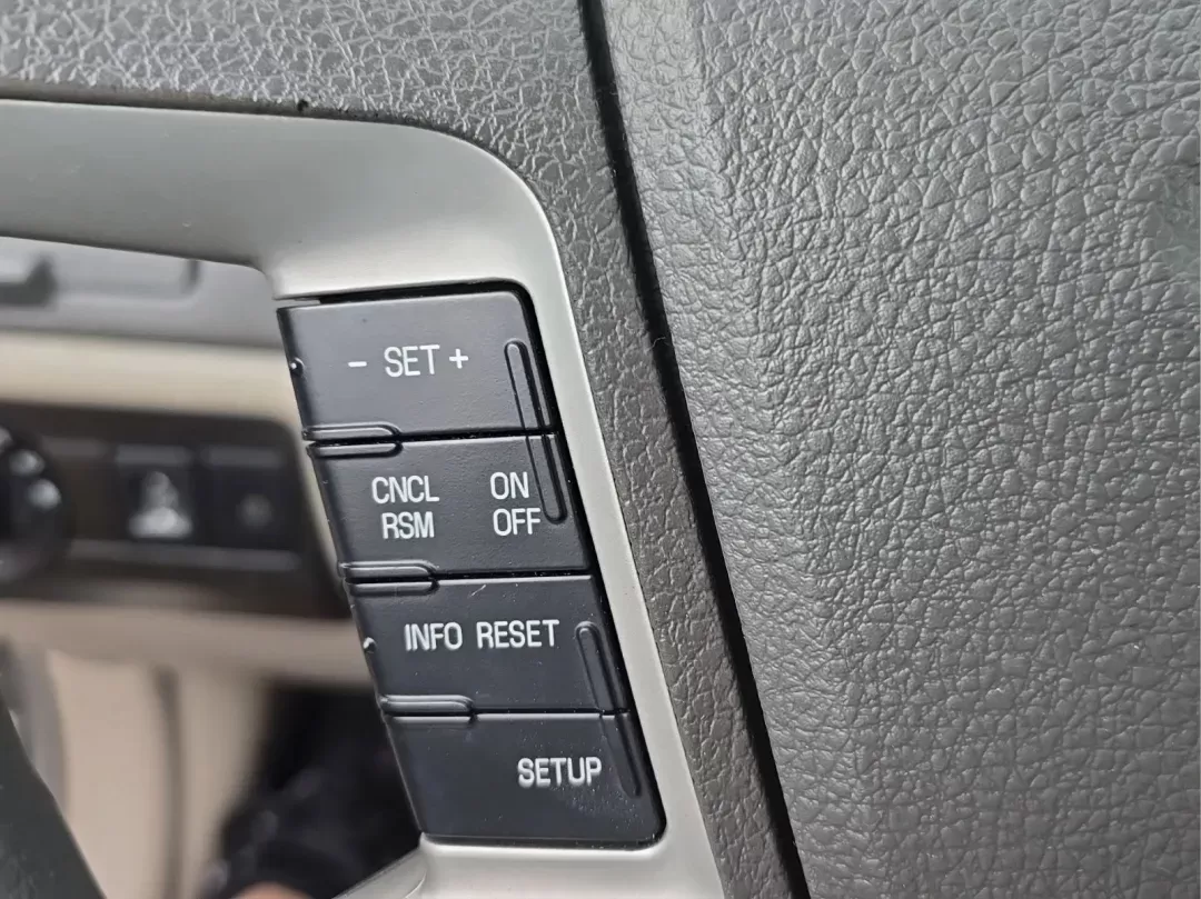 2012 Ford Fusion SE (3FAHP0HA7CR) with an Gas I4 2.5L/152 engine, 6-Speed Automatic transmission, located at 521 Old Farm Lane Rd, Prattville, AL, 36066, (334) 325-1505, 32.482460, -86.416367 - 2012 Ford Fusion SE - Photo#15