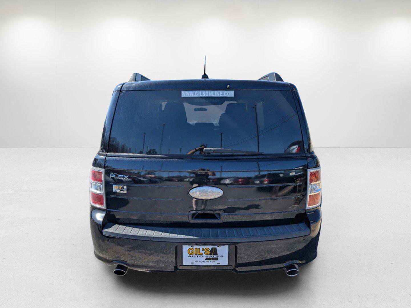 2013 Ford Flex SE (2FMGK5B80DB) with an Gas V6 3.5L/213 engine, 6-Speed Automatic transmission, located at 1430 Gateway Drive, Opelika, AL, 36801, (334) 239-0944, 32.637871, -85.409790 - 2013 Ford Flex SE - Photo#5