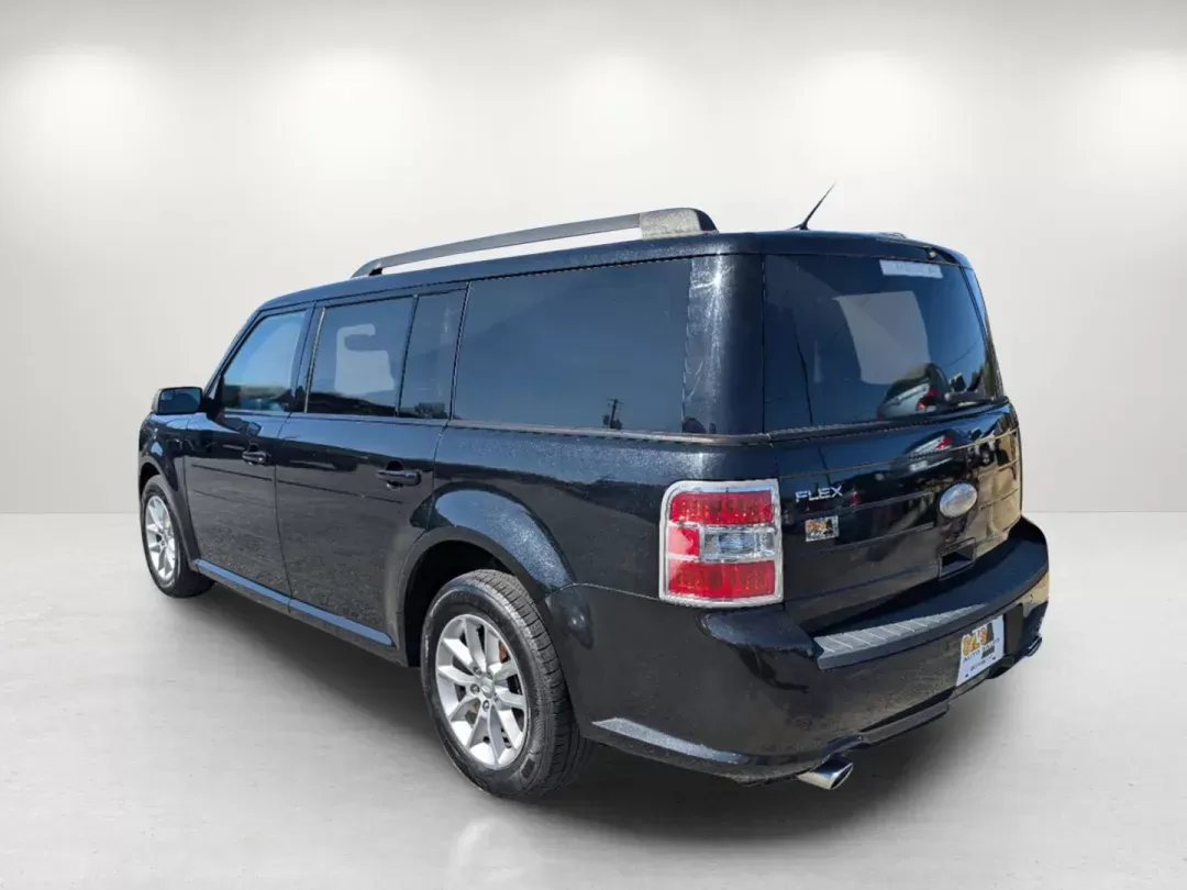 2013 Ford Flex SE (2FMGK5B80DB) with an Gas V6 3.5L/213 engine, 6-Speed Automatic transmission, located at 1430 Gateway Drive, Opelika, AL, 36801, (334) 239-0944, 32.637871, -85.409790 - 2013 Ford Flex SE - Photo#7