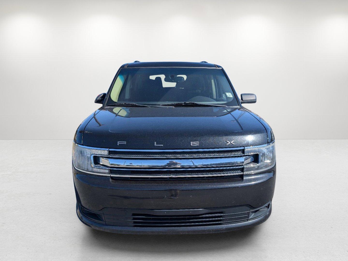 2013 Ford Flex SE (2FMGK5B80DB) with an Gas V6 3.5L/213 engine, 6-Speed Automatic transmission, located at 7000 Northlake Connector, Columbus, GA, 31904, (706) 987-8085, 32.524975, -84.978134 - 2013 Ford Flex SE - Photo#1