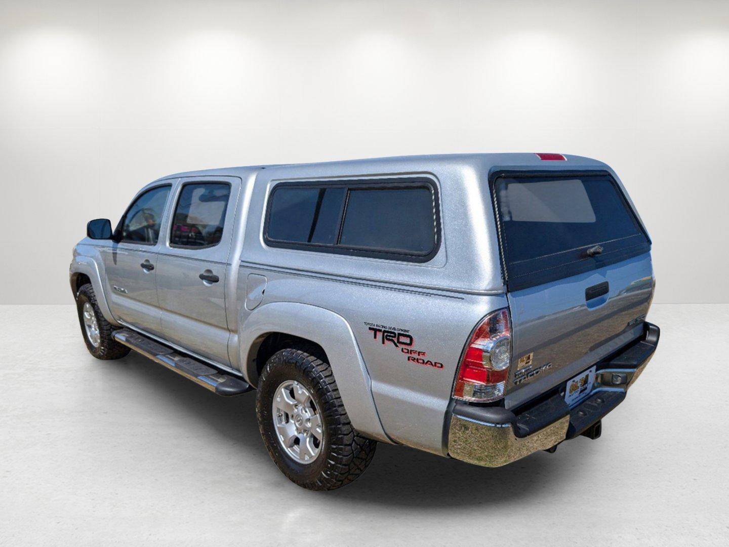 2007 Toyota Tacoma (3TMLU42NX7M) with an Gas V6 4.0L/241 engine, located at 804 22nd Ave, Phenix City, AL, 36870, (334) 297-1860, 32.484749, -85.024475 - 2007 Toyota Tacoma - Photo#3