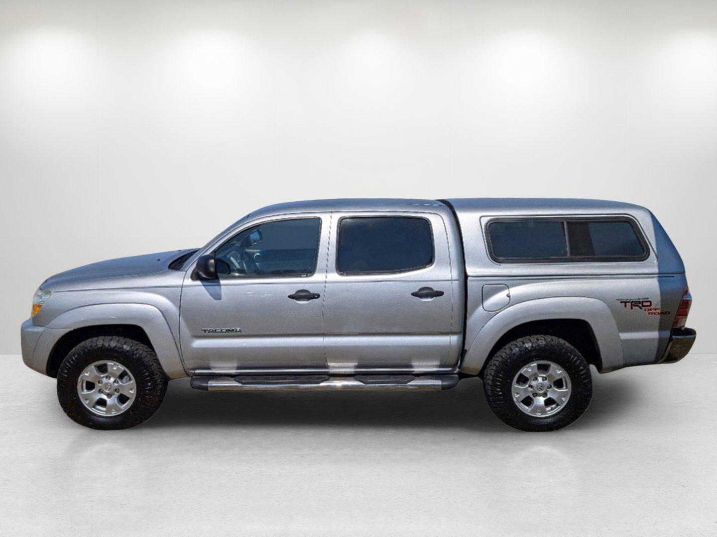 2007 Toyota Tacoma (3TMLU42NX7M) with an Gas V6 4.0L/241 engine, located at 804 22nd Ave, Phenix City, AL, 36870, (334) 297-1860, 32.484749, -85.024475 - 2007 Toyota Tacoma - Photo#7