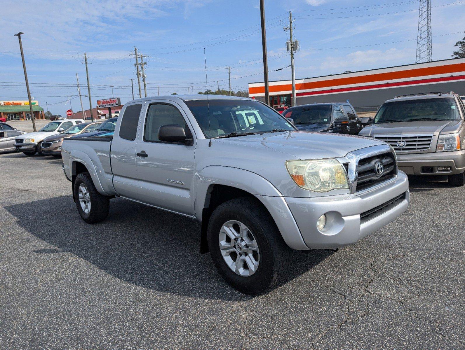 2005 Toyota Tacoma PreRunner (5TETU62N35Z) with an Gas V6 4.0L/241 engine, 5-Speed Automatic w/OD transmission, located at 3959 U.S. 80 W, Phenix City, AL, 36870, (334) 297-4885, 32.469296, -85.135185 - 2005 Toyota Tacoma PreRunner - Photo#2