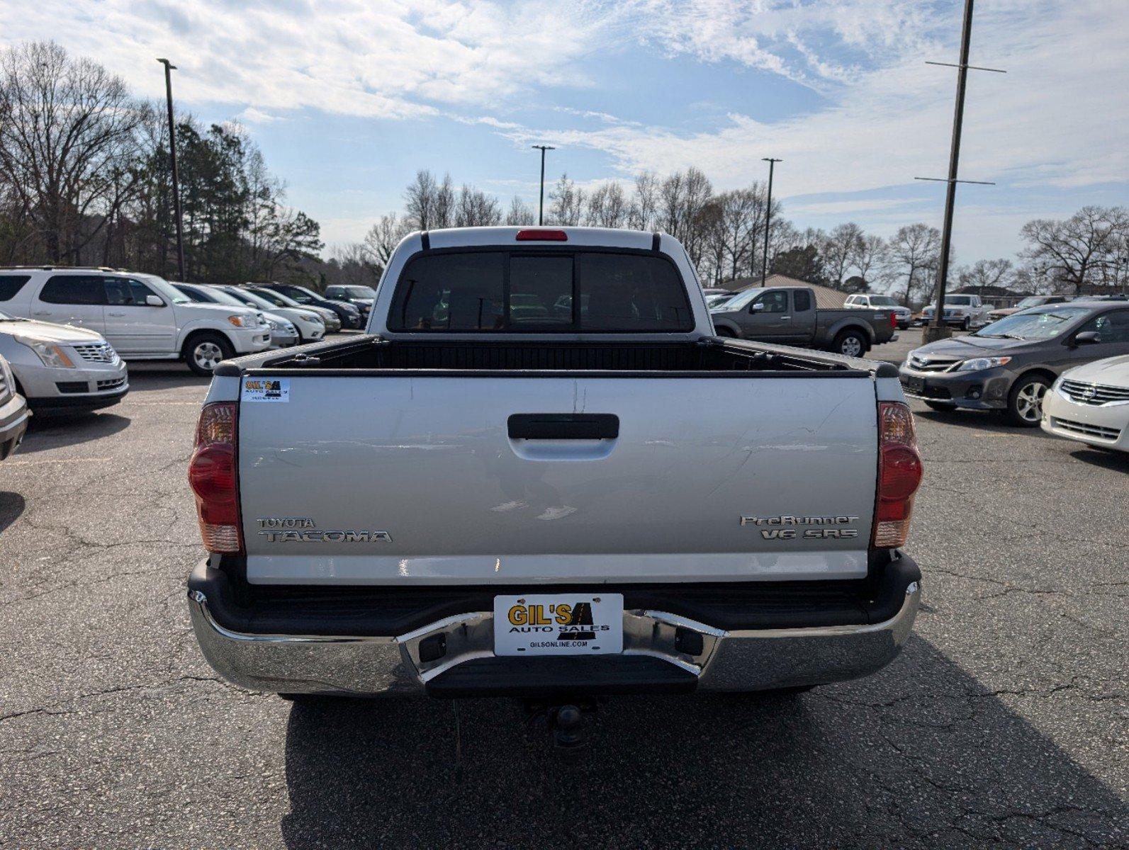 2005 Toyota Tacoma PreRunner (5TETU62N35Z) with an Gas V6 4.0L/241 engine, 5-Speed Automatic w/OD transmission, located at 3959 U.S. 80 W, Phenix City, AL, 36870, (334) 297-4885, 32.469296, -85.135185 - 2005 Toyota Tacoma PreRunner - Photo#5