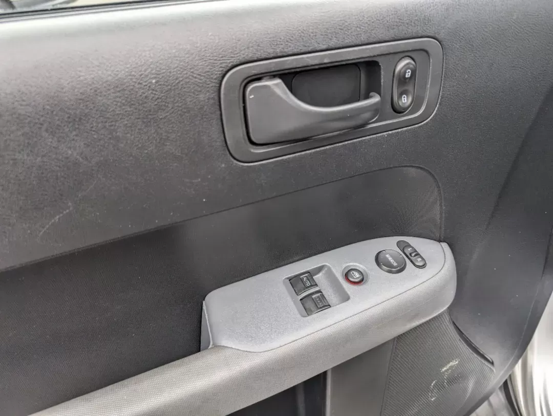 2008 Honda Element EX (5J6YH18788L) with an Gas I4 2.4L/144 engine, 5-Speed Automatic w/OD transmission, located at 521 Old Farm Lane Rd, Prattville, AL, 36066, (334) 325-1505, 32.482460, -86.416367 - 2008 Honda Element EX - Photo#13