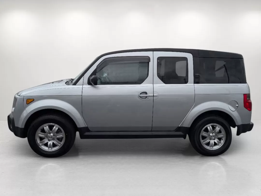 2008 Honda Element EX (5J6YH18788L) with an Other engine, located at 3959 U.S. 80 W, Phenix City, AL, 36870, (334) 297-4885, 32.469296, -85.135185 - **Adventure Awaits: Drive Home This 2008 Honda Element EX in Opelika, AL!**<br /> <br /> Are you ready to embrace life's adventures with a vehicle that perfectly combines style, versatility, and reliability? Meet the 2008 Honda Element EX, an SUV designed for those who crave the great outdoors or ne - Photo#7