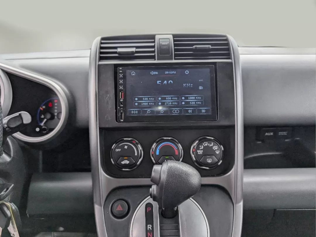 2008 Honda Element EX (5J6YH18788L) with an Other engine, located at 3959 U.S. 80 W, Phenix City, AL, 36870, (334) 297-4885, 32.469296, -85.135185 - **Adventure Awaits: Drive Home This 2008 Honda Element EX in Opelika, AL!**<br /> <br /> Are you ready to embrace life's adventures with a vehicle that perfectly combines style, versatility, and reliability? Meet the 2008 Honda Element EX, an SUV designed for those who crave the great outdoors or ne - Photo#11