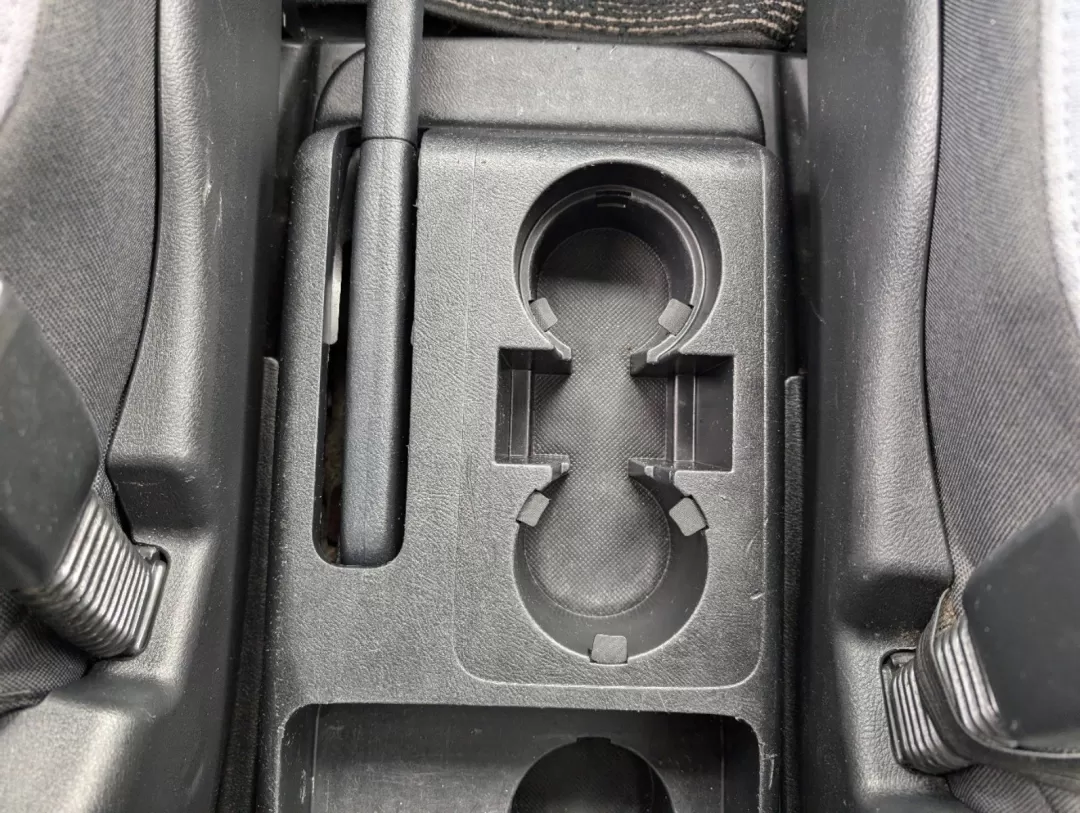 2008 Honda Element EX (5J6YH18788L) with an Other engine, located at 3959 U.S. 80 W, Phenix City, AL, 36870, (334) 297-4885, 32.469296, -85.135185 - **Adventure Awaits: Drive Home This 2008 Honda Element EX in Opelika, AL!**<br /> <br /> Are you ready to embrace life's adventures with a vehicle that perfectly combines style, versatility, and reliability? Meet the 2008 Honda Element EX, an SUV designed for those who crave the great outdoors or ne - Photo#14
