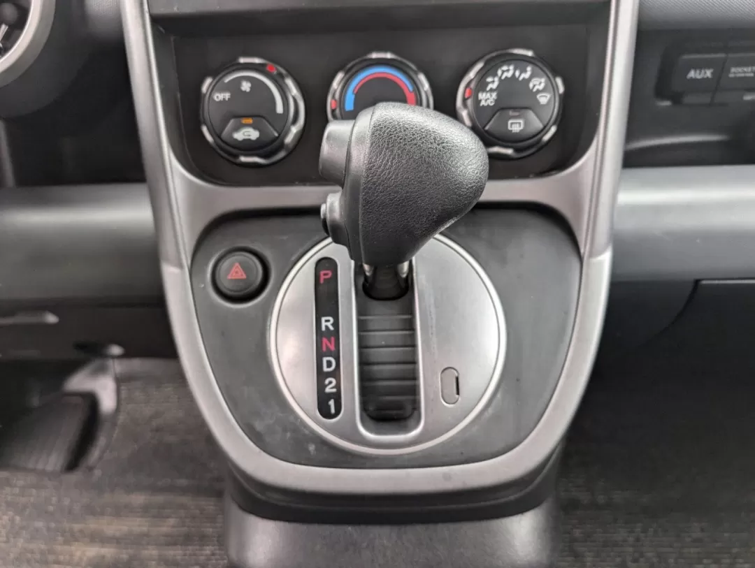 2008 Honda Element EX (5J6YH18788L) with an Other engine, located at 3959 U.S. 80 W, Phenix City, AL, 36870, (334) 297-4885, 32.469296, -85.135185 - **Adventure Awaits: Drive Home This 2008 Honda Element EX in Opelika, AL!**<br /> <br /> Are you ready to embrace life's adventures with a vehicle that perfectly combines style, versatility, and reliability? Meet the 2008 Honda Element EX, an SUV designed for those who crave the great outdoors or ne - Photo#15