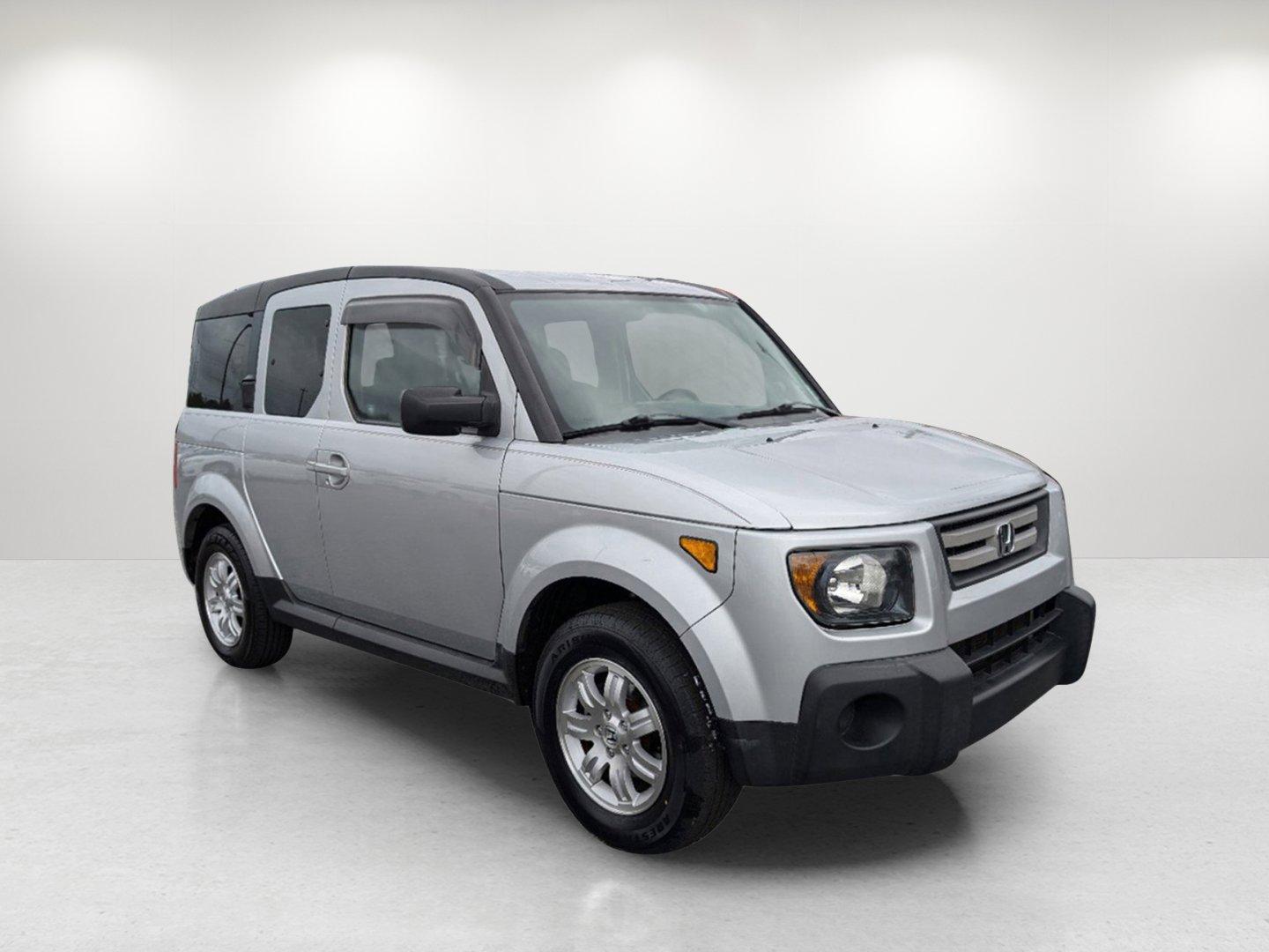 2008 Honda Element EX (5J6YH18788L) with an Gas I4 2.4L/144 engine, 5-Speed Automatic w/OD transmission, located at 804 22nd Ave, Phenix City, AL, 36870, (334) 297-1860, 32.484749, -85.024475 - 2008 Honda Element EX - Photo#2