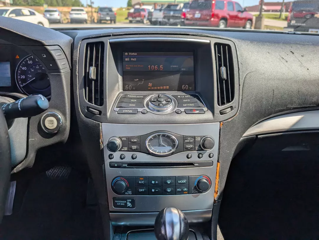 2011 /Graphite Infiniti G37 Sedan Journey (JN1CV6AP3BM) with an Gas V6 3.7L/225 engine, 7-Speed Automatic w/OD transmission, located at 3959 U.S. 80 W, Phenix City, AL, 36870, (334) 297-4885, 32.469296, -85.135185 - 2011 Infiniti G37 Sedan Journey - Photo#14
