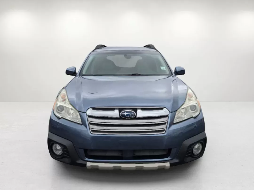 2014 /Warm Ivory Subaru Outback 2.5i Limited (4S4BRCLC0E3) with an Regular Unleaded H-4 2.5 L/152 engine, 6-Speed CVT w/OD transmission, located at 5115 14th Ave., Columbus, GA, 31904, (706) 323-0345, 32.511494, -84.971046 - 2014 Subaru Outback 2.5i Limited - Photo#1