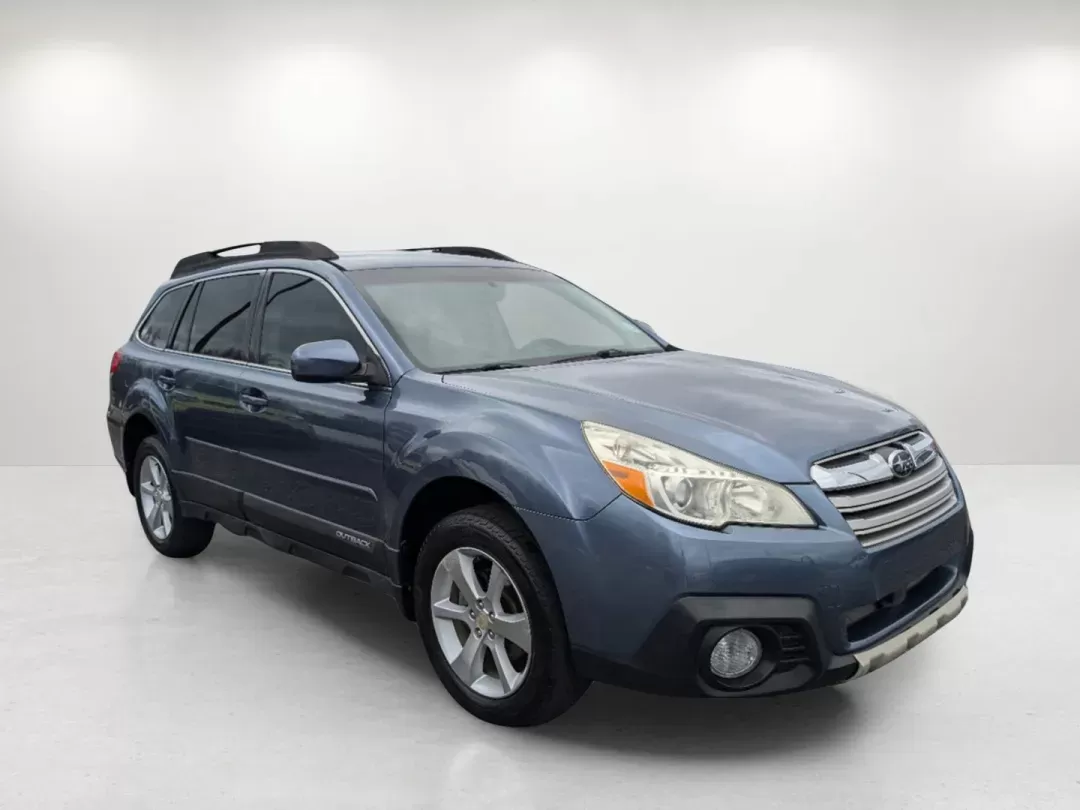 2014 /Warm Ivory Subaru Outback 2.5i Limited (4S4BRCLC0E3) with an Regular Unleaded H-4 2.5 L/152 engine, 6-Speed CVT w/OD transmission, located at 5115 14th Ave., Columbus, GA, 31904, (706) 323-0345, 32.511494, -84.971046 - 2014 Subaru Outback 2.5i Limited - Photo#2