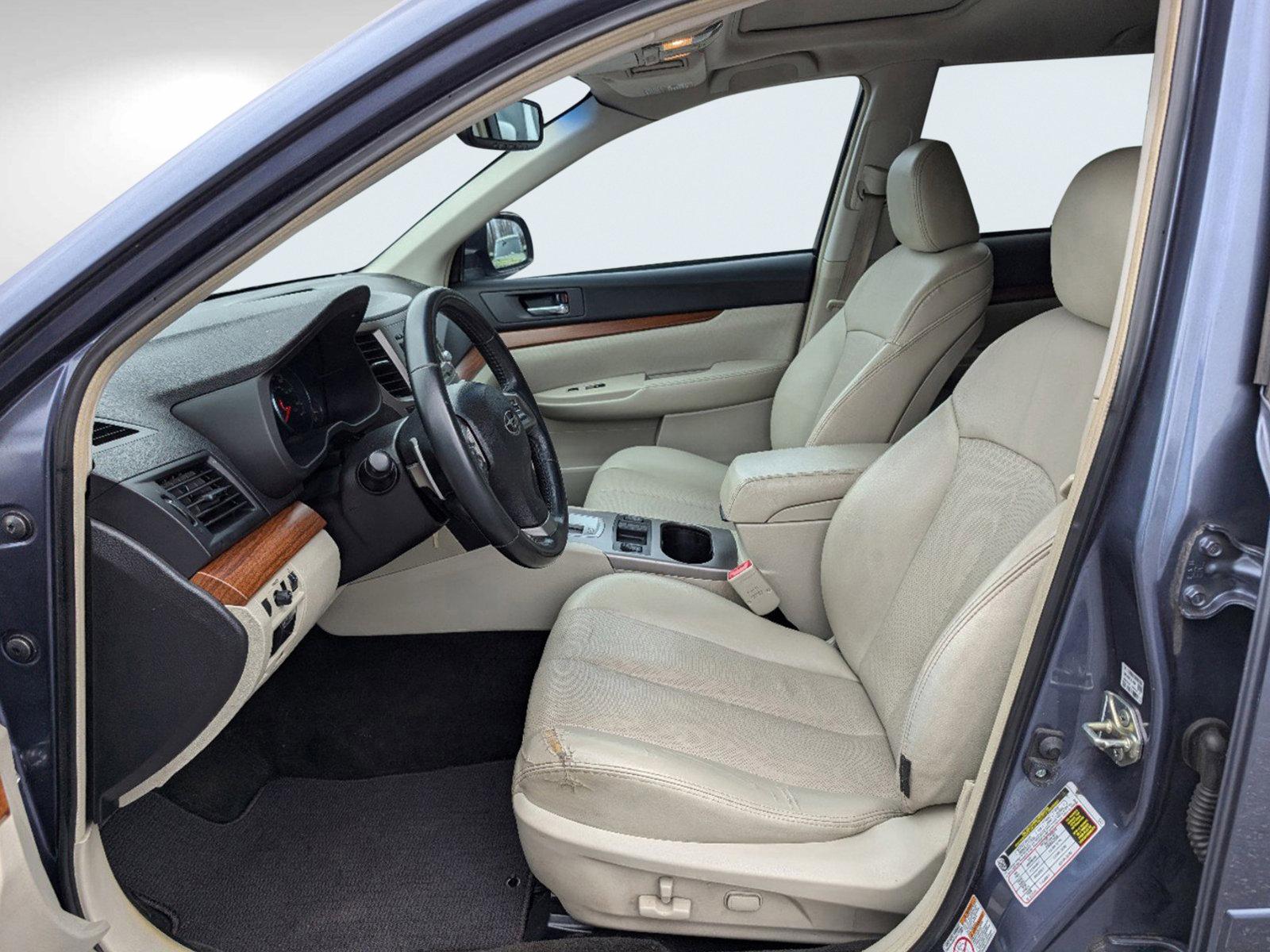 2014 /Warm Ivory Subaru Outback 2.5i Limited (4S4BRCLC0E3) with an Regular Unleaded H-4 2.5 L/152 engine, 6-Speed CVT w/OD transmission, located at 3959 U.S. 80 W, Phenix City, AL, 36870, (334) 297-4885, 32.469296, -85.135185 - 2014 Subaru Outback 2.5i Limited - Photo#9