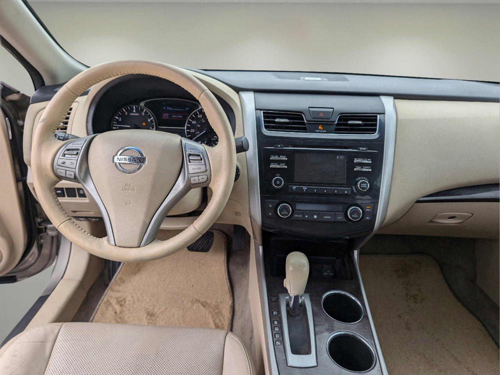 2014 /Beige Nissan Altima 2.5 SL (1N4AL3AP0EC) with an Regular Unleaded I-4 2.5 L/152 engine, 1-Speed CVT w/OD transmission, located at 804 22nd Ave, Phenix City, AL, 36870, (334) 297-1860, 32.484749, -85.024475 - 2014 Nissan Altima 2.5 SL - Photo#11