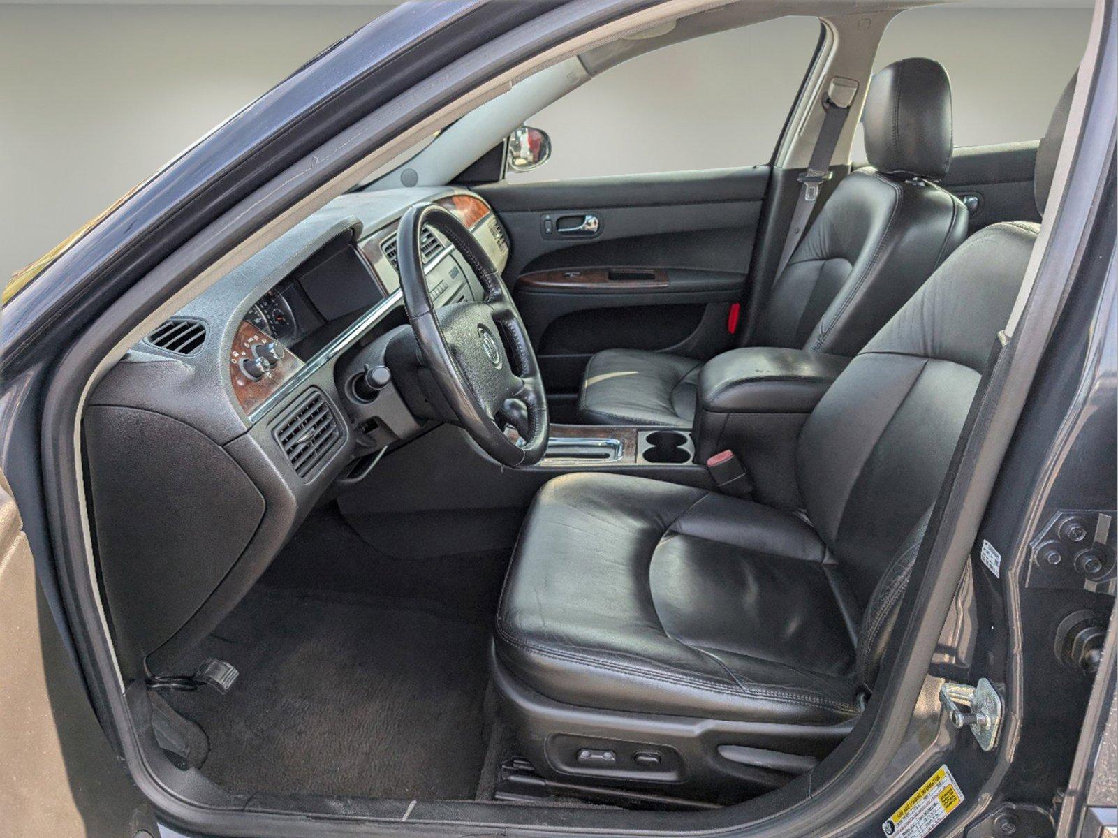 2009 /Ebony Buick LaCrosse CXL (2G4WD582X91) with an Gas V6 3.8L/231 engine, 4-Speed Automatic w/OD transmission, located at 521 Old Farm Lane Rd, Prattville, AL, 36066, (334) 325-1505, 32.482460, -86.416367 - 2009 Buick LaCrosse CXL - Photo#9