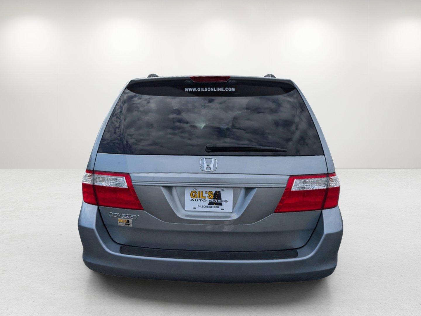 2007 Honda Odyssey EX-L (5FNRL38607B) with an Gas V6 3.5L/212 engine, 5-Speed Automatic transmission, located at 7000 Northlake Connector, Columbus, GA, 31904, (706) 987-8085, 32.524975, -84.978134 - 2007 Honda Odyssey EX-L - Photo#5