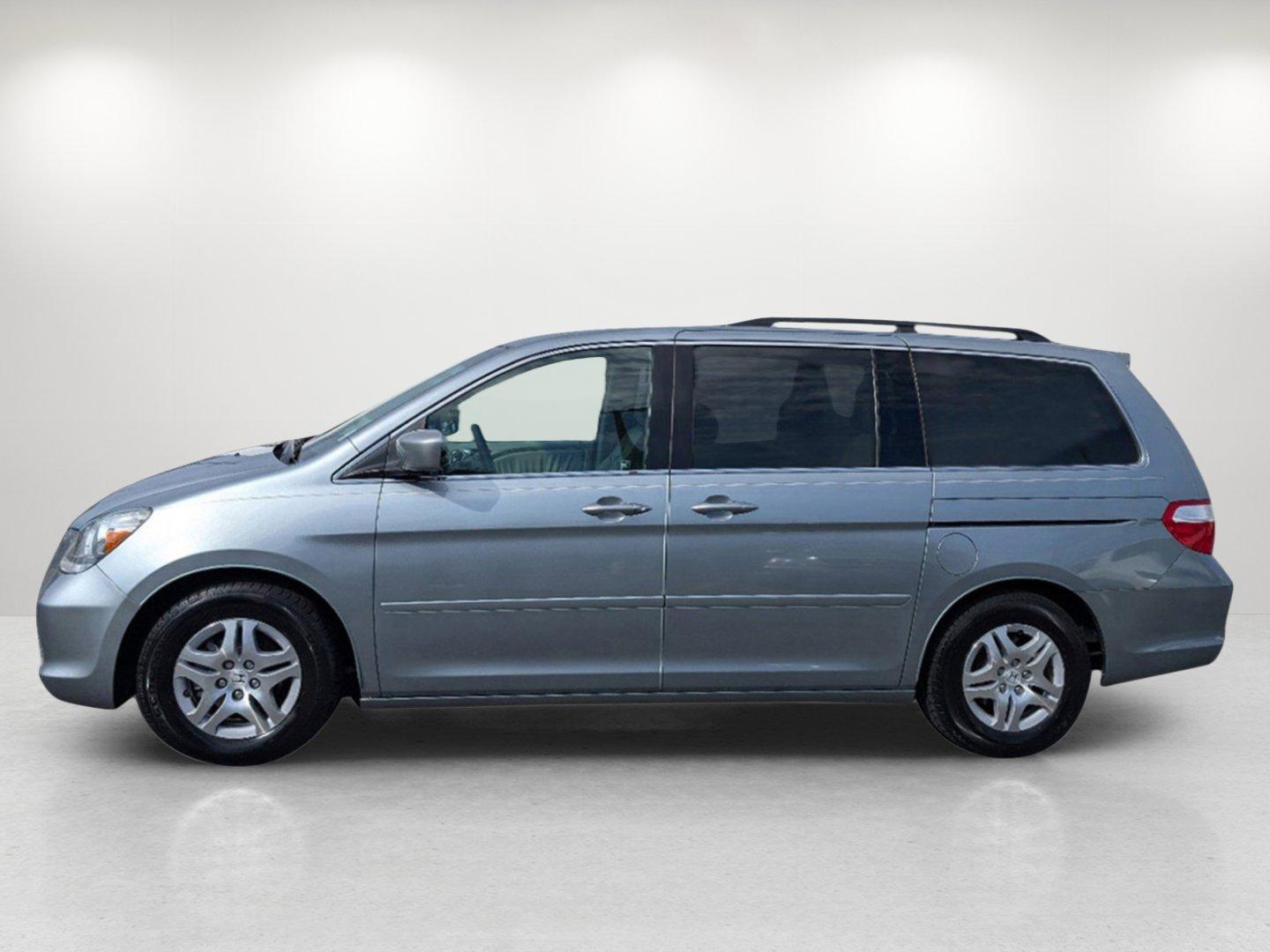 2007 Honda Odyssey EX-L (5FNRL38607B) with an Gas V6 3.5L/212 engine, 5-Speed Automatic transmission, located at 7000 Northlake Connector, Columbus, GA, 31904, (706) 987-8085, 32.524975, -84.978134 - 2007 Honda Odyssey EX-L - Photo#7