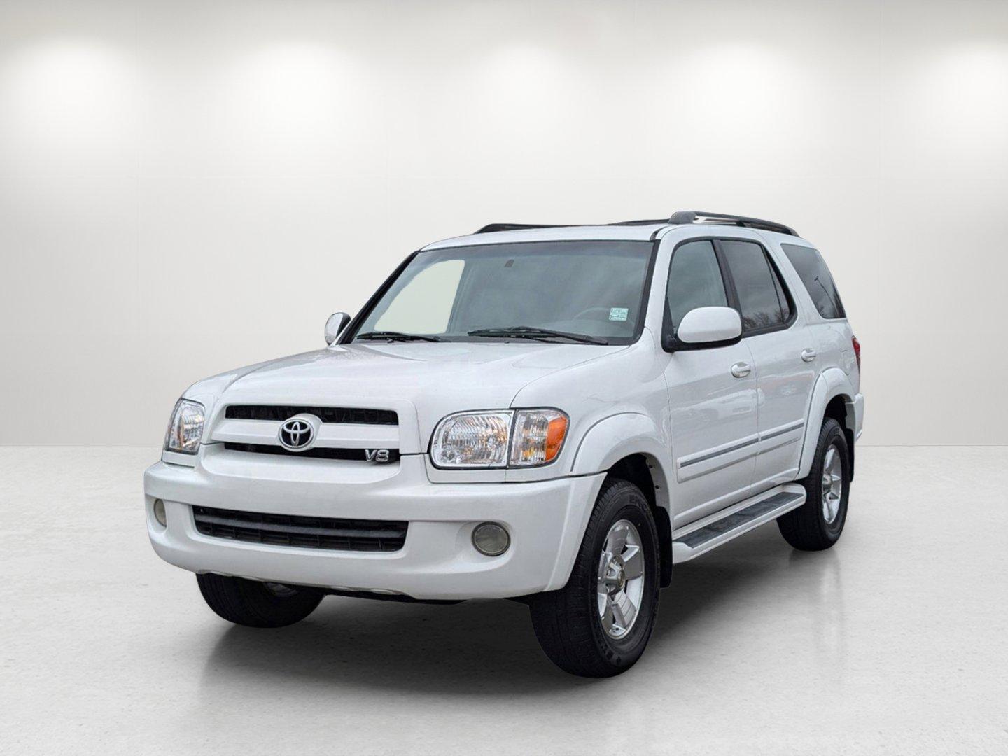 2007 Toyota Sequoia SR5 (5TDZT34A97S) with an Gas V8 4.7L/285 engine, 5-Speed Automatic w/OD transmission, located at 3959 U.S. 80 W, Phenix City, AL, 36870, (334) 297-4885, 32.469296, -85.135185 - 2007 Toyota Sequoia SR5 - Photo#0