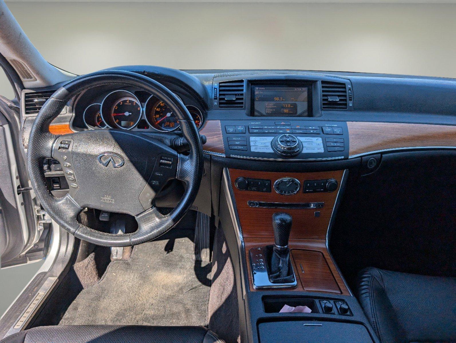 2007 Infiniti M35 (JNKAY01E77M) with an Gas V6 3.5L/214 engine, 5-Speed Automatic transmission, located at 1430 Gateway Drive, Opelika, AL, 36801, (334) 239-0944, 32.637871, -85.409790 - 2007 Infiniti M35 - Photo#11