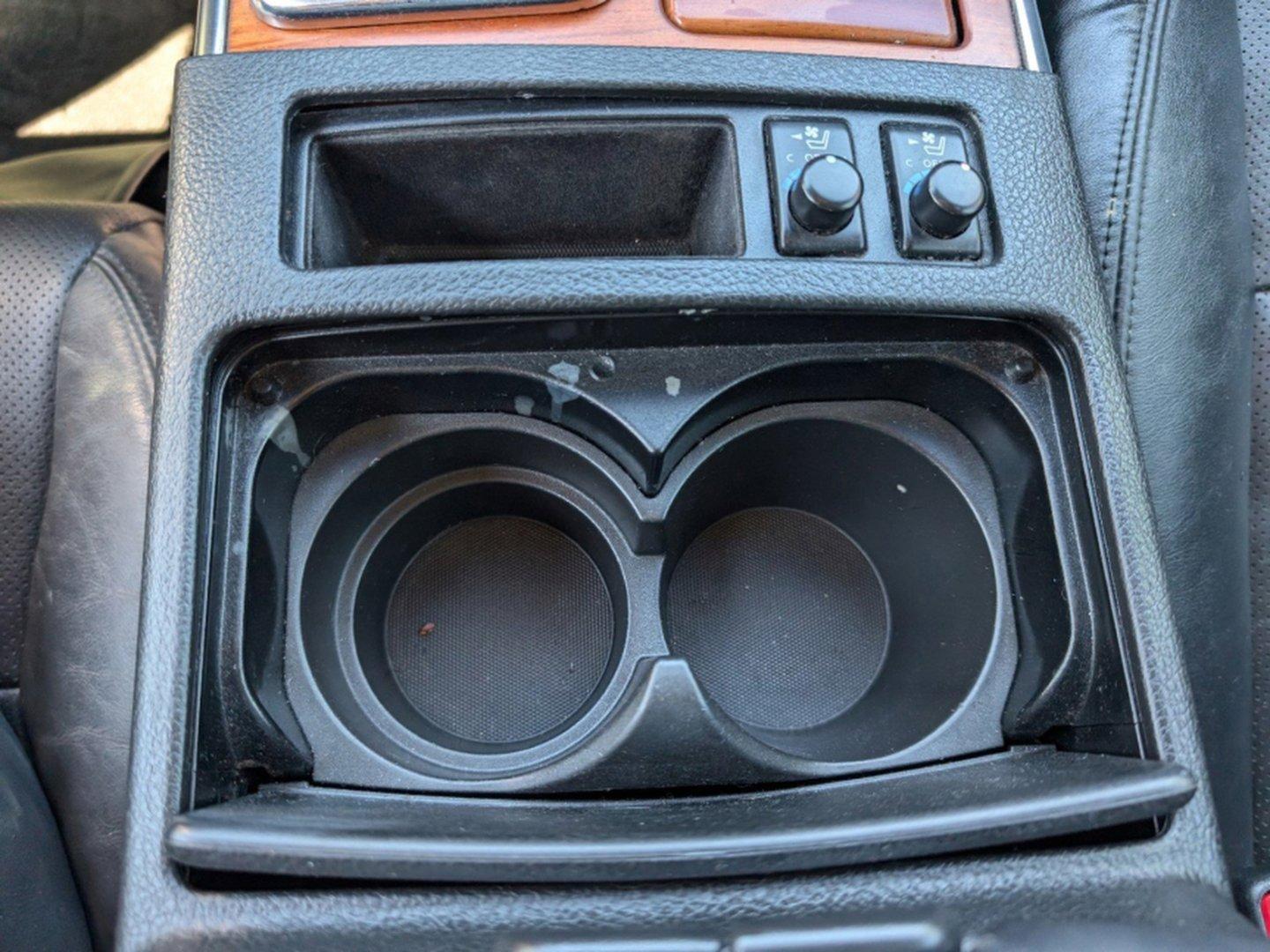 2007 Infiniti M35 (JNKAY01E77M) with an Gas V6 3.5L/214 engine, 5-Speed Automatic transmission, located at 1430 Gateway Drive, Opelika, AL, 36801, (334) 239-0944, 32.637871, -85.409790 - 2007 Infiniti M35 - Photo#12