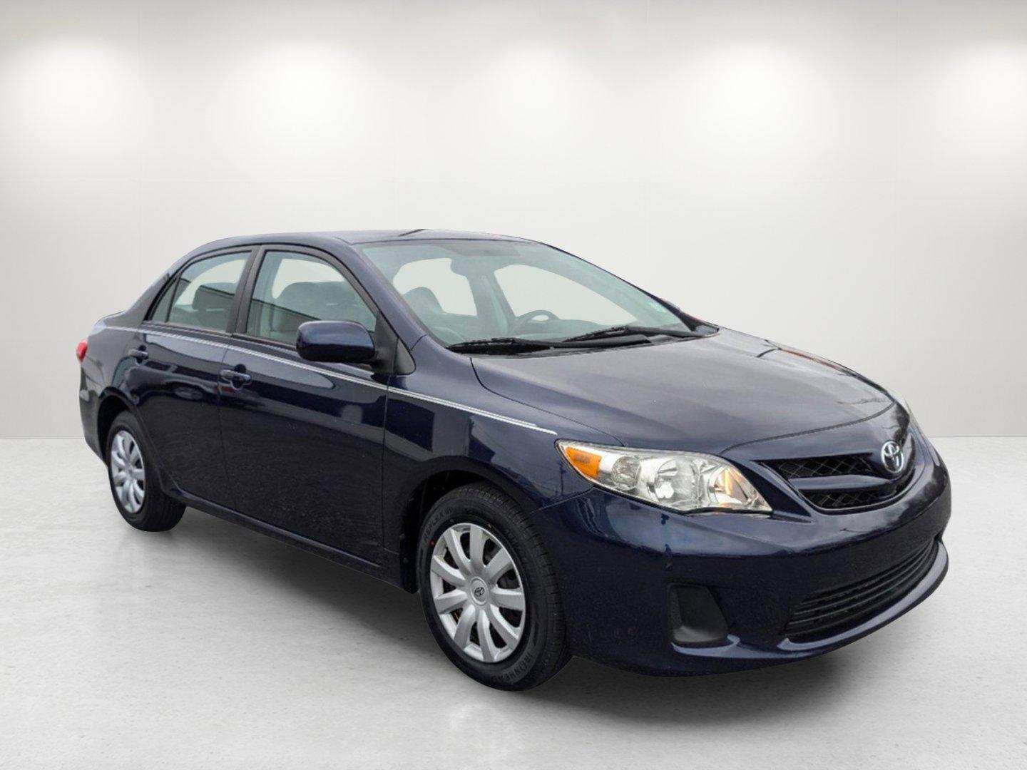 2011 Toyota Corolla LE (2T1BU4EE6BC) with an Gas I4 1.8L/110 engine, 4-Speed Automatic w/OD transmission, located at 3959 U.S. 80 W, Phenix City, AL, 36870, (334) 297-4885, 32.469296, -85.135185 - 2011 Toyota Corolla LE - Photo#2