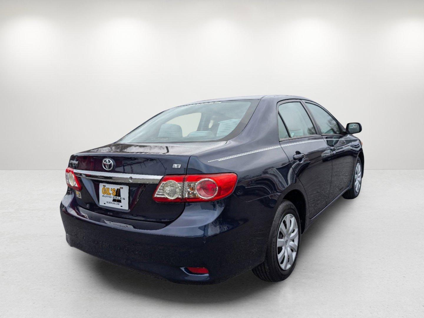 2011 Toyota Corolla LE (2T1BU4EE6BC) with an Gas I4 1.8L/110 engine, 4-Speed Automatic w/OD transmission, located at 3959 U.S. 80 W, Phenix City, AL, 36870, (334) 297-4885, 32.469296, -85.135185 - 2011 Toyota Corolla LE - Photo#4