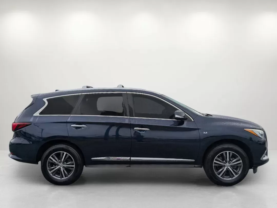 2018 /Graphite Infiniti QX60 (5N1DL0MMXJC) with an Premium Unleaded V-6 3.5 L/213 engine, 1-Speed CVT w/OD transmission, located at 3959 U.S. 80 W, Phenix City, AL, 36870, (334) 297-4885, 32.469296, -85.135185 - 2018 Infiniti QX60 - Photo#3