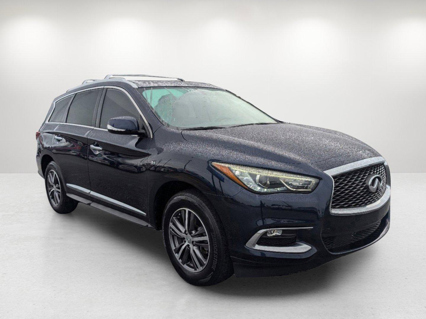 2018 /Graphite Infiniti QX60 (5N1DL0MMXJC) with an Premium Unleaded V-6 3.5 L/213 engine, 1-Speed CVT w/OD transmission, located at 7000 Northlake Connector, Columbus, GA, 31904, (706) 987-8085, 32.524975, -84.978134 - 2018 Infiniti QX60 - Photo#2