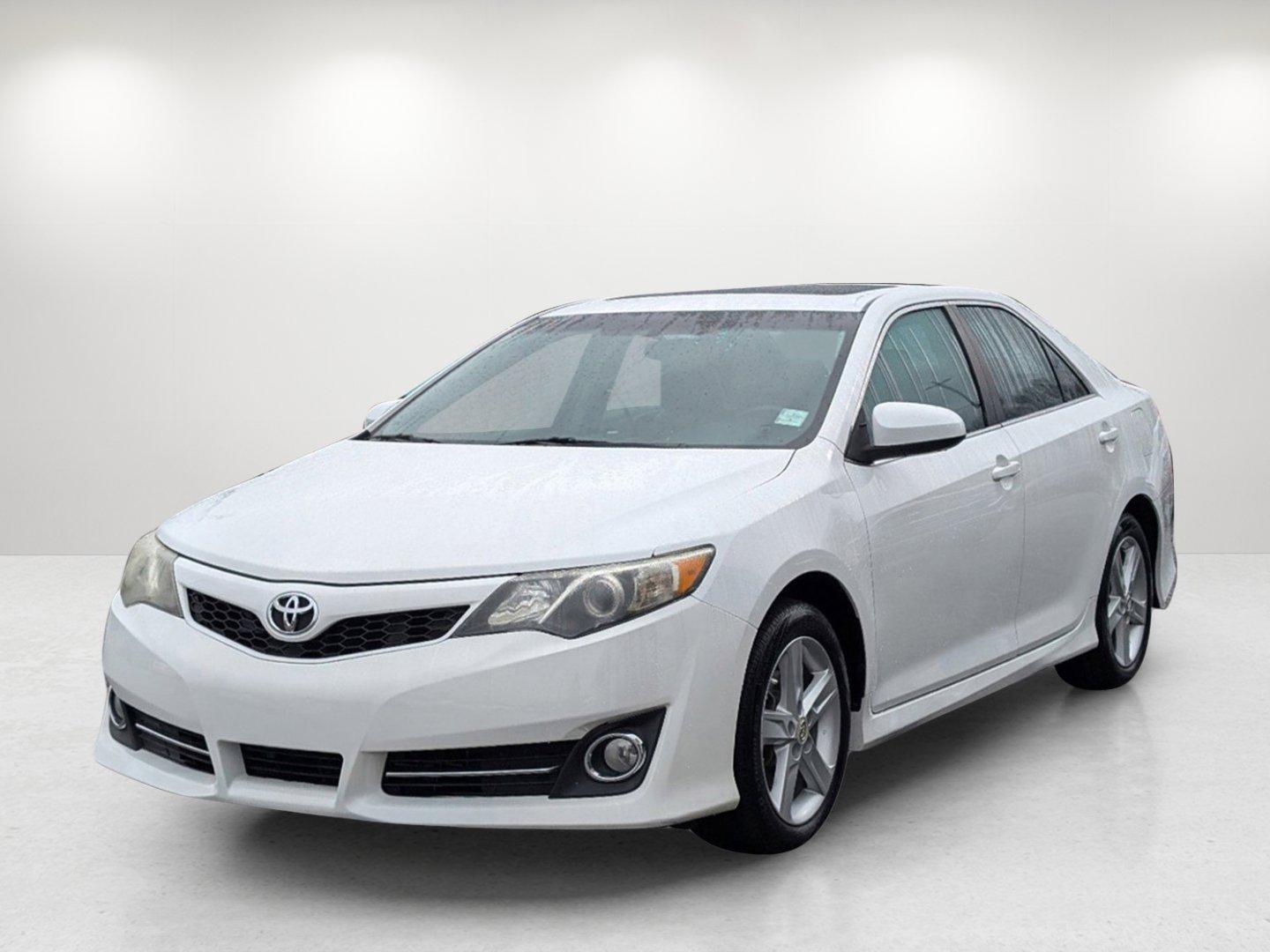 2012 Toyota Camry SE (4T1BF1FK7CU) with an Gas I4 2.5L/152 engine, 6-Speed Automatic w/Manual Shift transmission, located at 1430 Gateway Drive, Opelika, AL, 36801, (334) 239-0944, 32.637871, -85.409790 - 2012 Toyota Camry SE - Photo#0