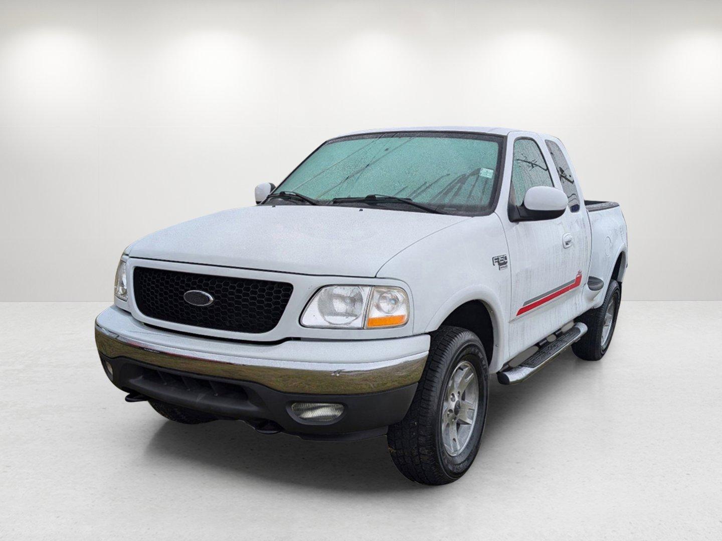 2003 Ford F-150 (2FTRX08W83C) with an Gas V8 4.6L/281 engine, located at 804 22nd Ave, Phenix City, AL, 36870, (334) 297-1860, 32.484749, -85.024475 - 2003 Ford F-150 - Photo#0