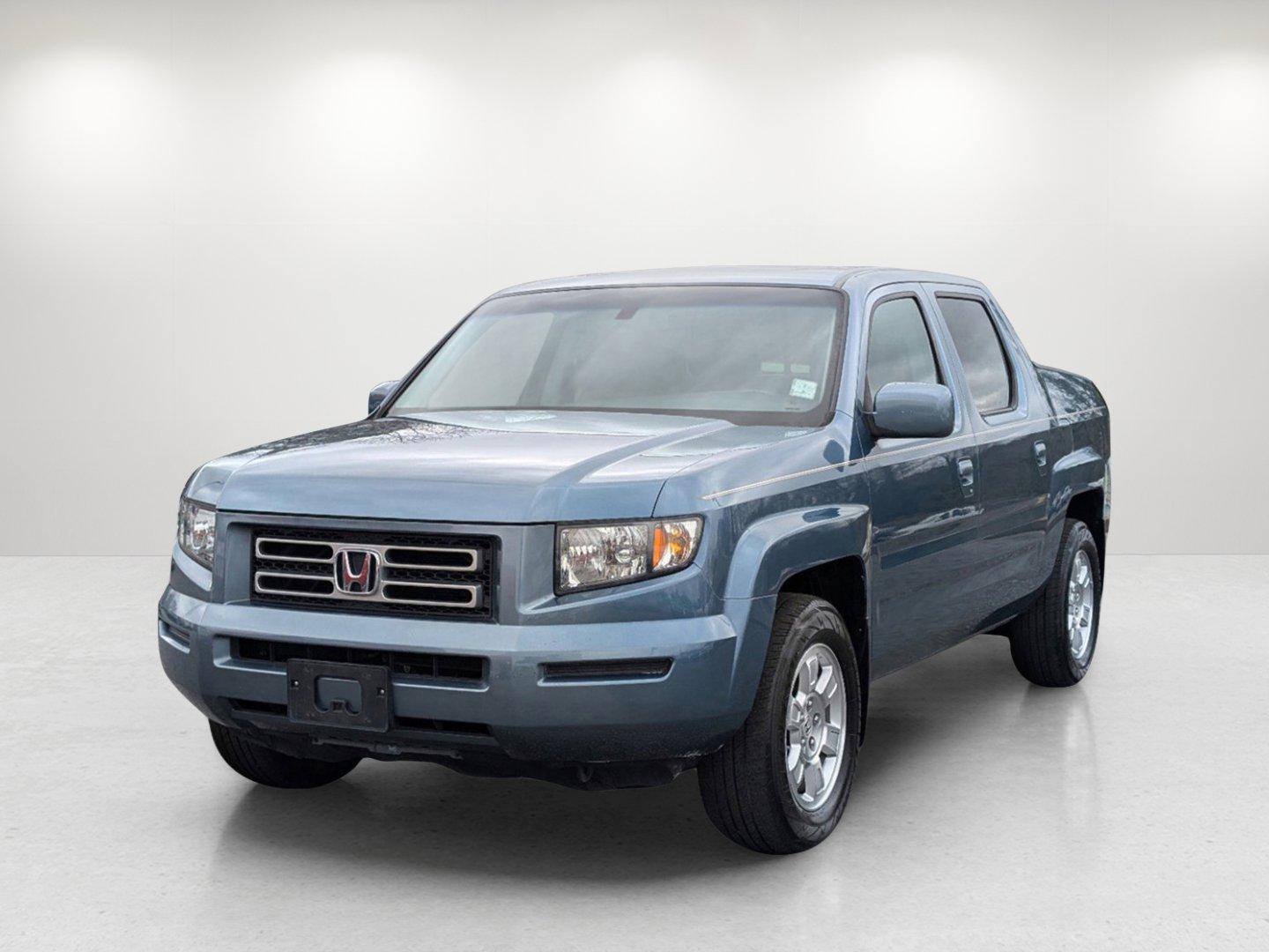 2008 Honda Ridgeline RTL (2HJYK16538H) with an Gas V6 3.5L/212 engine, 5-Speed Automatic w/OD transmission, located at 5115 14th Ave., Columbus, GA, 31904, (706) 323-0345, 32.511494, -84.971046 - 2008 Honda Ridgeline RTL - Photo#0