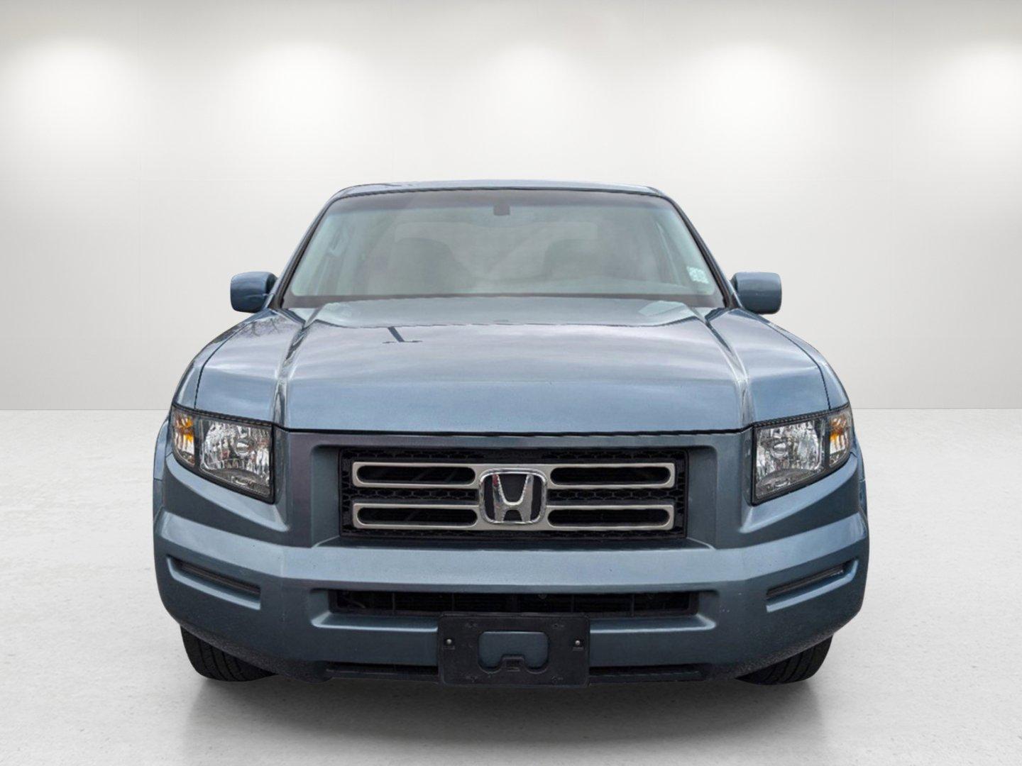 2008 Honda Ridgeline RTL (2HJYK16538H) with an Gas V6 3.5L/212 engine, 5-Speed Automatic w/OD transmission, located at 5115 14th Ave., Columbus, GA, 31904, (706) 323-0345, 32.511494, -84.971046 - 2008 Honda Ridgeline RTL - Photo#1