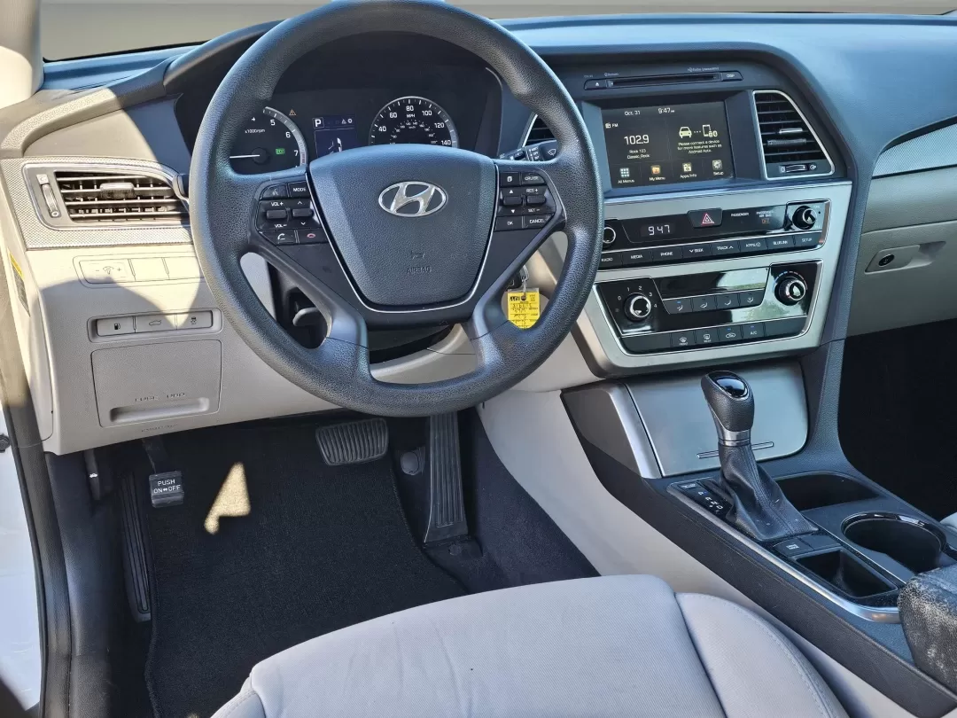 2016 /Gray Hyundai Sonata 2.4L SE (5NPE24AF6GH) with an Other engine, located at 7000 Northlake Connector, Columbus, GA, 31904, (706) 987-8085, 32.524975, -84.978134 - **Experience Life on the Road in Style with This 2016 Hyundai Sonata**<br /> <br /> Are you searching for the perfect sedan that combines reliability, style, and affordability? Look no further than this stunning 2016 Hyundai Sonata, available now at Gils Auto in Phenix City, AL. This vehicle is idea - Photo#15