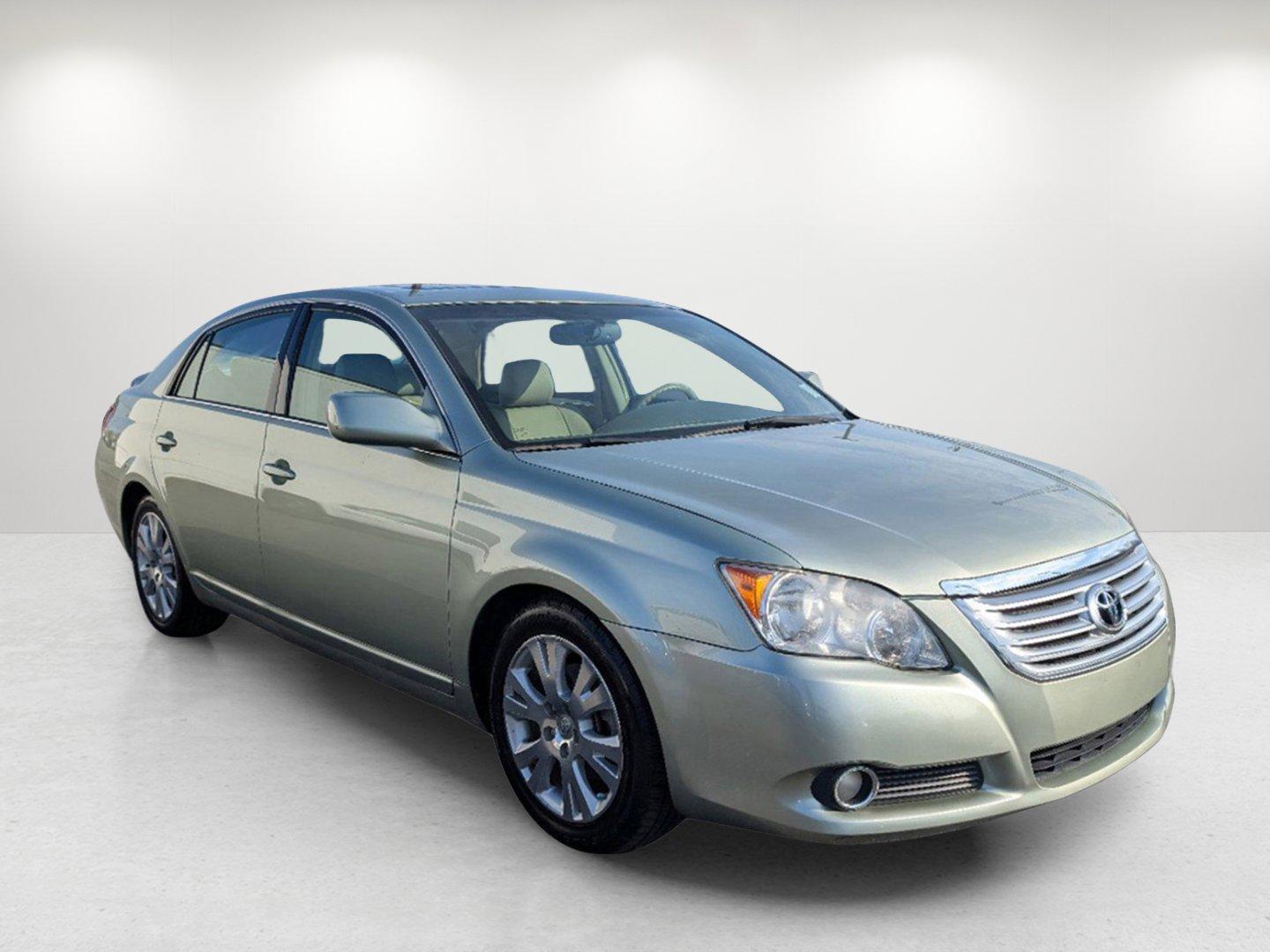 2008 Toyota Avalon XLS (4T1BK36B38U) with an Gas V6 3.5L/211 engine, 6-Speed Automatic w/OD transmission, located at 7000 Northlake Connector, Columbus, GA, 31904, (706) 987-8085, 32.524975, -84.978134 - 2008 Toyota Avalon XLS - Photo#2