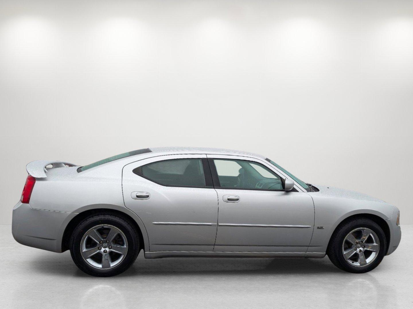 2010 /Dark Slate Gray Dodge Charger SXT (2B3CA3CV9AH) with an HO Gas V6 3.5L/215 engine, 4-Speed Automatic transmission, located at 804 22nd Ave, Phenix City, AL, 36870, (334) 297-1860, 32.484749, -85.024475 - 2010 Dodge Charger SXT - Photo#3