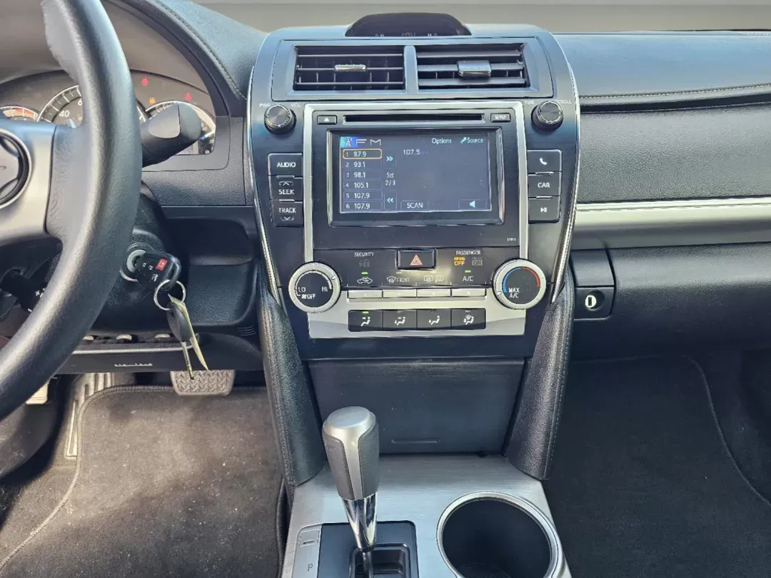 2012 Toyota Camry SE (4T1BF1FK5CU) with an Gas I4 2.5L/152 engine, 6-Speed Automatic w/Manual Shift transmission, located at 804 22nd Ave, Phenix City, AL, 36870, (334) 297-1860, 32.484749, -85.024475 - 2012 Toyota Camry SE - Photo#12