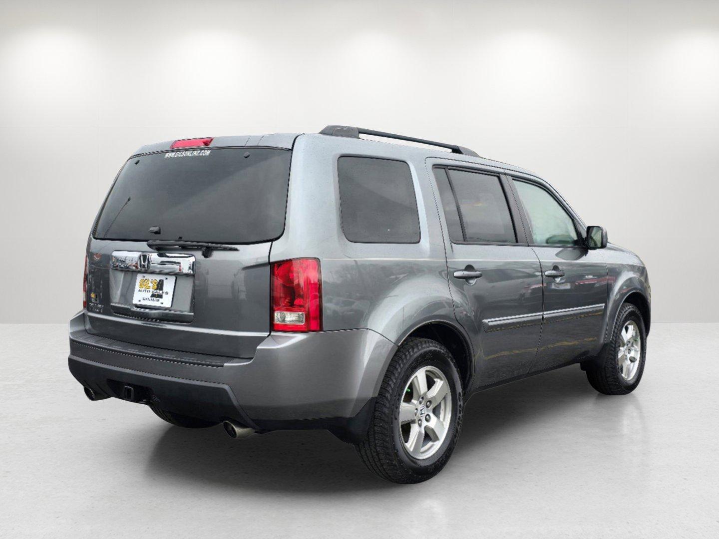 2009 Honda Pilot EX (5FNYF38419B) with an Gas V6 3.5L/212 engine, 5-Speed Automatic w/OD transmission, located at 1430 Gateway Drive, Opelika, AL, 36801, (334) 239-0944, 32.637871, -85.409790 - 2009 Honda Pilot EX - Photo#4