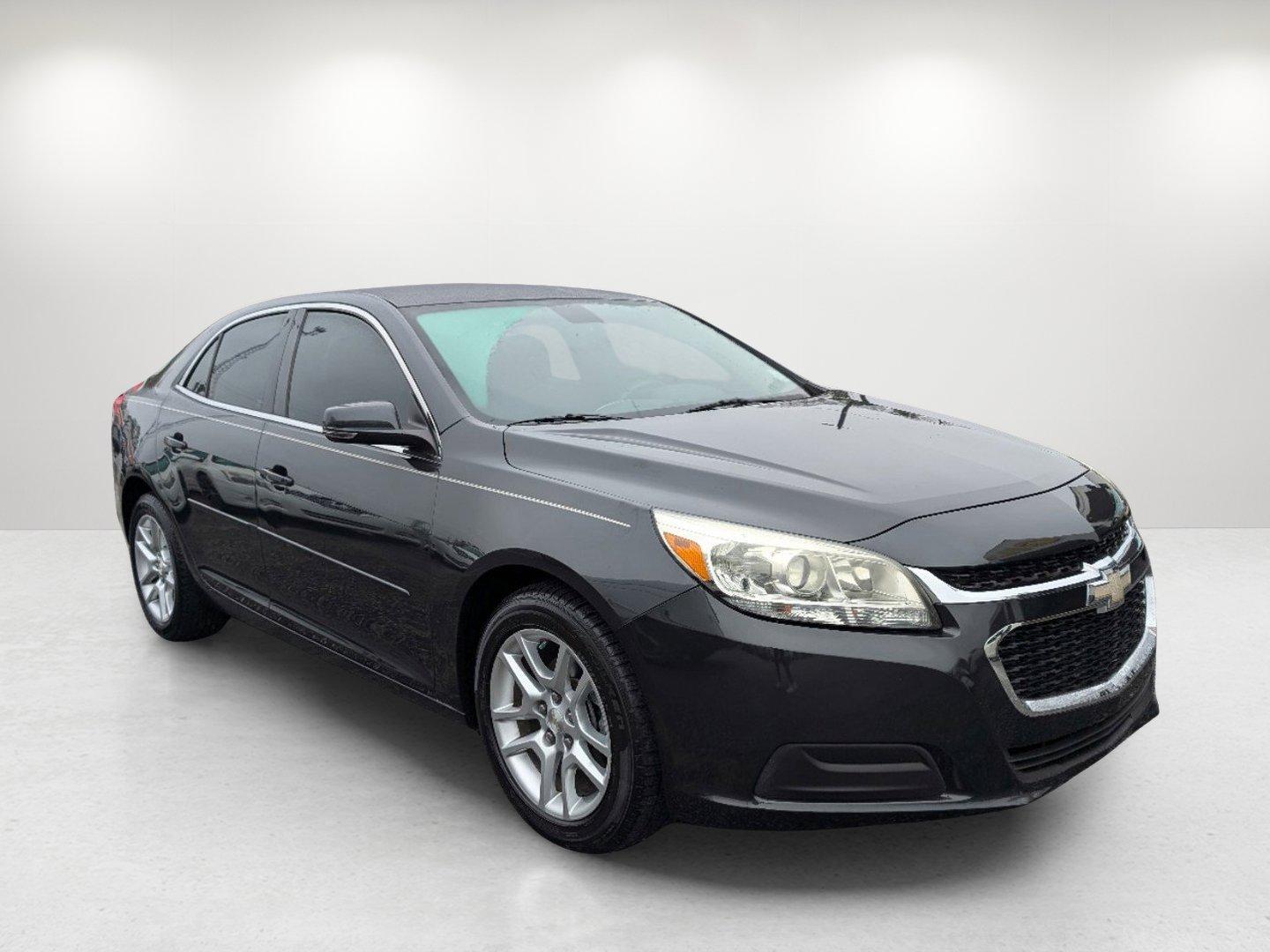 2015 /Jet Black Chevrolet Malibu LT (1G11C5SL3FF) with an Gas I4 2.5L/150 engine, 6-Speed Automatic transmission, located at 5115 14th Ave., Columbus, GA, 31904, (706) 323-0345, 32.511494, -84.971046 - 2015 Chevrolet Malibu LT - Photo#2