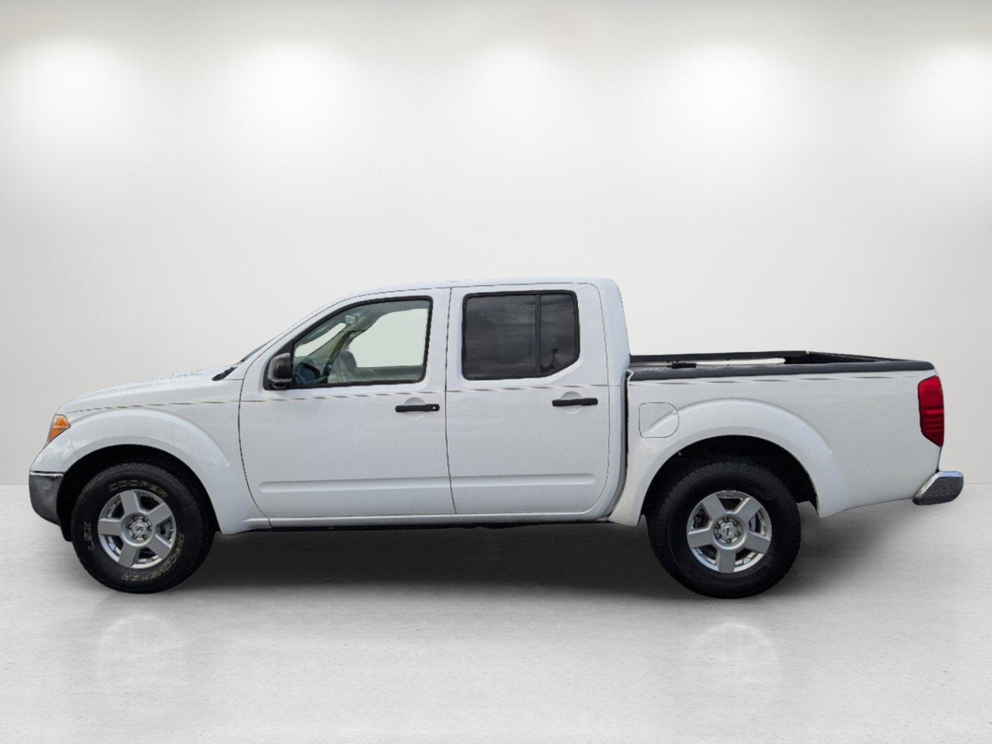 2008 Nissan Frontier (1N6AD07UX8C) with an Gas V6 4.0L/241 engine, located at 521 Old Farm Lane Rd, Prattville, AL, 36066, (334) 325-1505, 32.482460, -86.416367 - 2008 Nissan Frontier - Photo#7