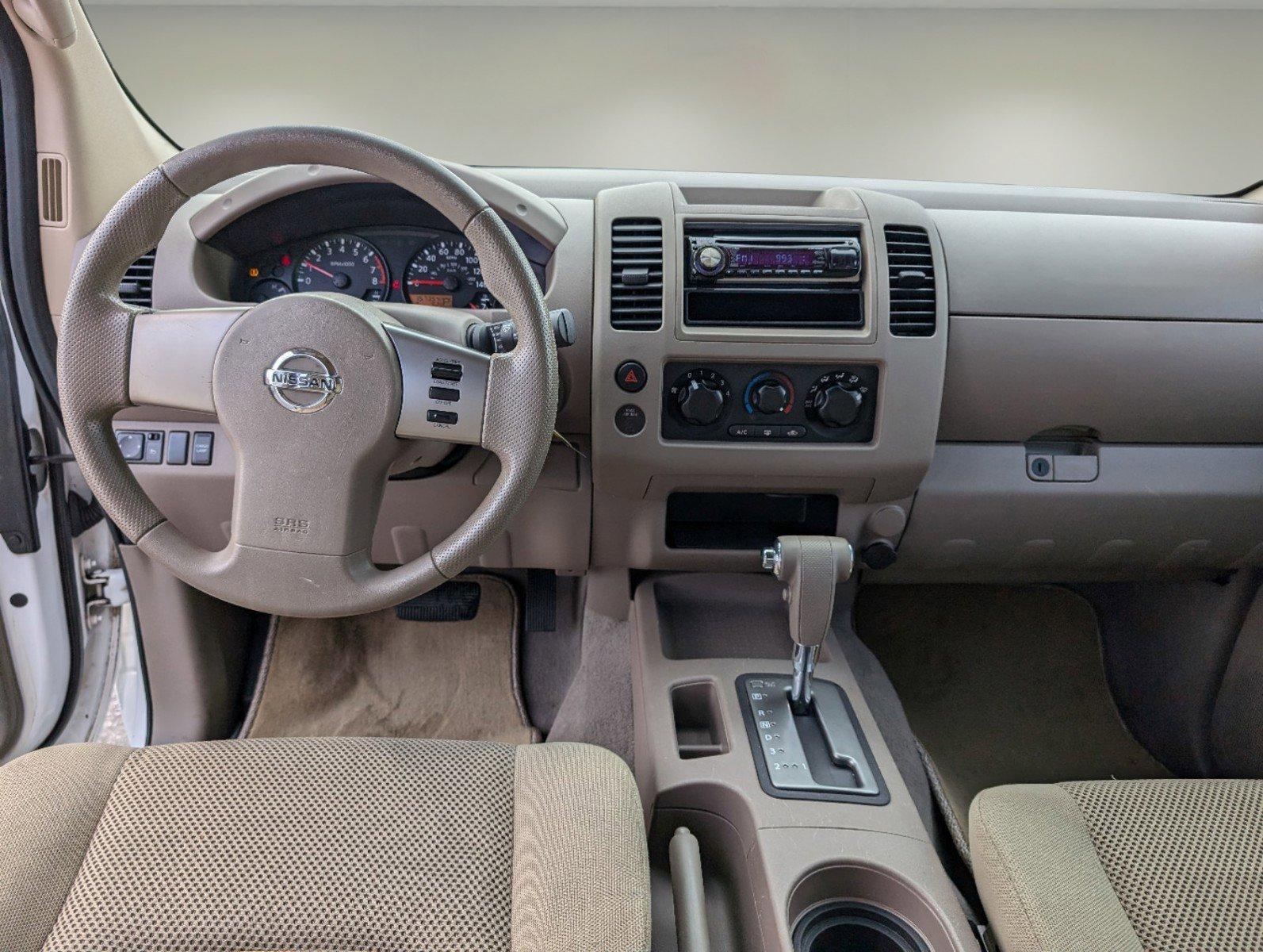 2008 Nissan Frontier (1N6AD07UX8C) with an Gas V6 4.0L/241 engine, located at 521 Old Farm Lane Rd, Prattville, AL, 36066, (334) 325-1505, 32.482460, -86.416367 - 2008 Nissan Frontier - Photo#11