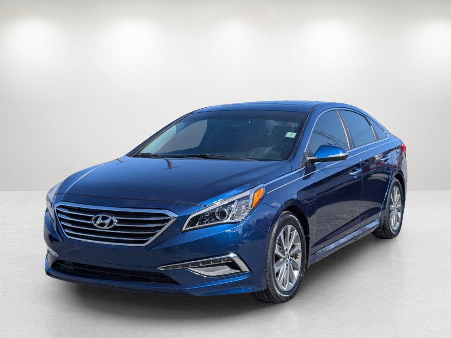 2017 /Gray Hyundai Sonata Sport (5NPE34AF7HH) with an Regular Unleaded I-4 2.4 L/144 engine, 6-Speed Automatic w/OD transmission, located at 7000 Northlake Connector, Columbus, GA, 31904, (706) 987-8085, 32.524975, -84.978134 - 2017 Hyundai Sonata Sport - Photo#0