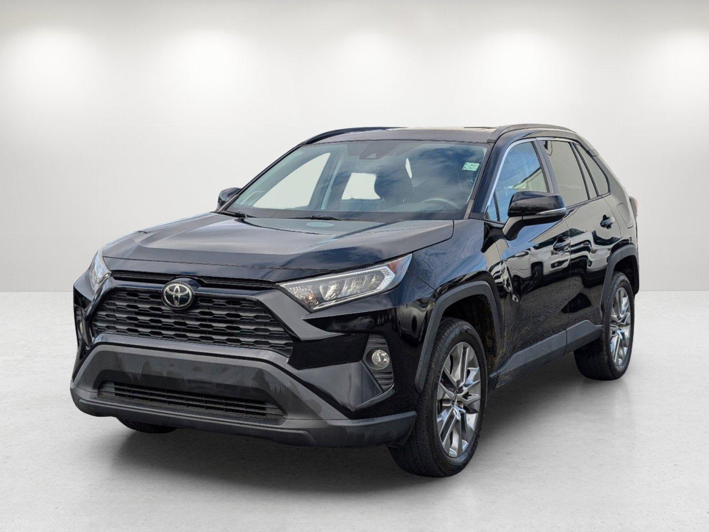 2021 Toyota RAV4 XLE Premium (2T3A1RFV9MW) with an Regular Unleaded I-4 2.5 L/152 engine, 8-Speed Automatic w/OD transmission, located at 5115 14th Ave., Columbus, GA, 31904, (706) 323-0345, 32.511494, -84.971046 - 2021 Toyota RAV4 XLE Premium - Photo#0