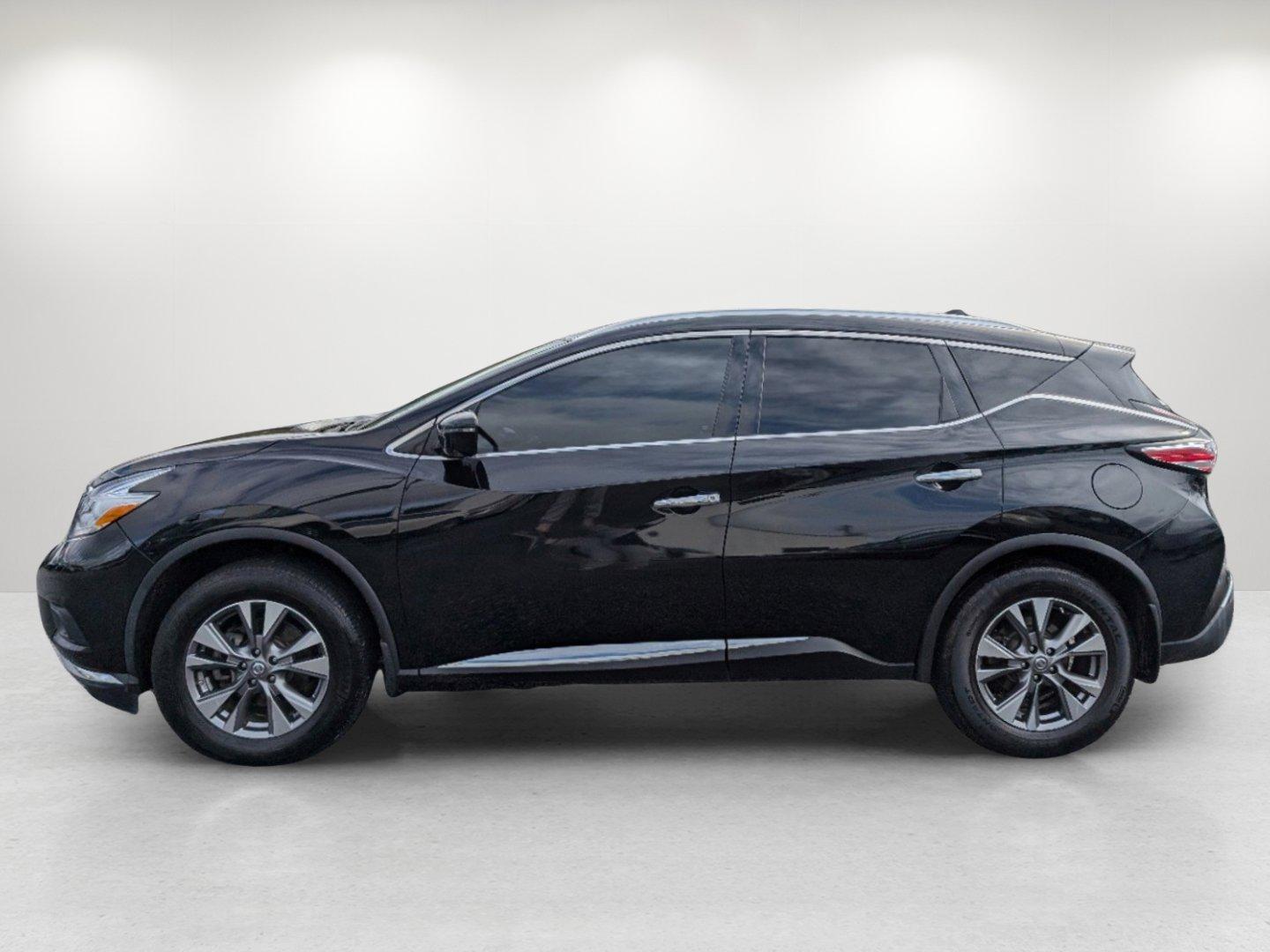 2017 /Graphite Nissan Murano SL (5N1AZ2MG2HN) with an Regular Unleaded V-6 3.5 L/213 engine, 1-Speed CVT w/OD transmission, located at 7000 Northlake Connector, Columbus, GA, 31904, (706) 987-8085, 32.524975, -84.978134 - 2017 Nissan Murano SL - Photo#7