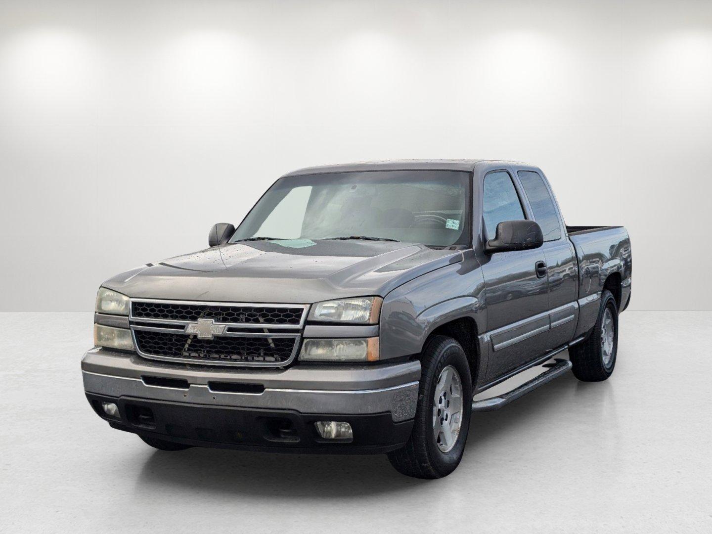 photo of 2007 Chevrolet Silverado 1500 Classic LT1