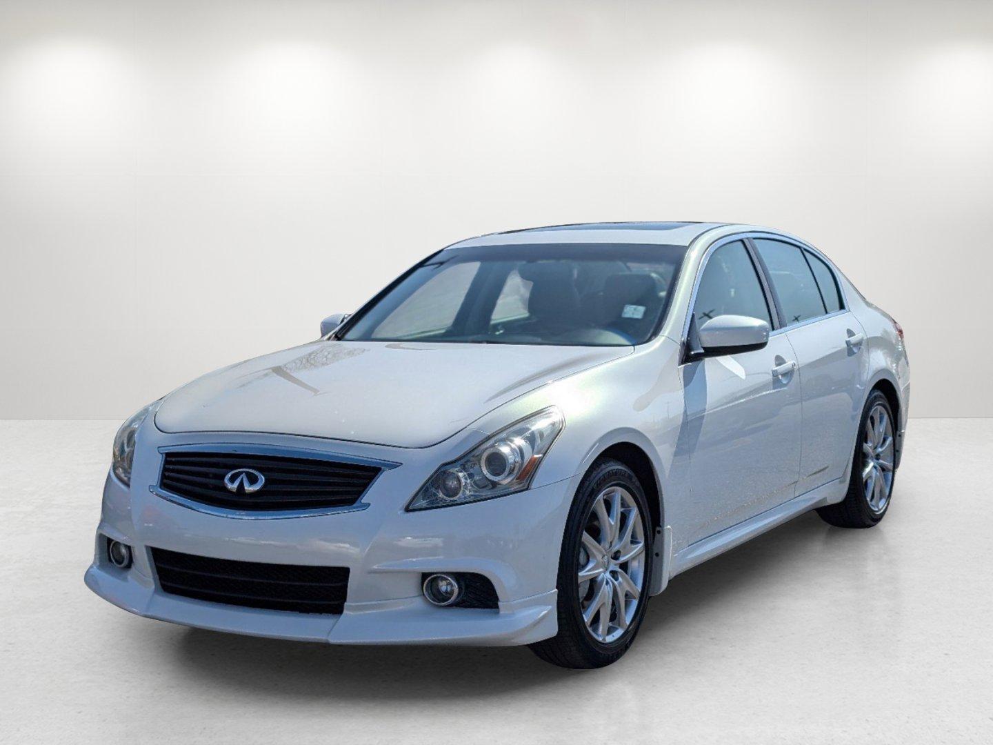 2013 /Graphite Infiniti G37 Sedan Journey (JN1CV6AP4DM) with an Gas V6 3.7L/225 engine, 7-Speed Automatic w/OD transmission, located at 7000 Northlake Connector, Columbus, GA, 31904, (706) 987-8085, 32.524975, -84.978134 - 2013 Infiniti G37 Sedan Journey - Photo#0